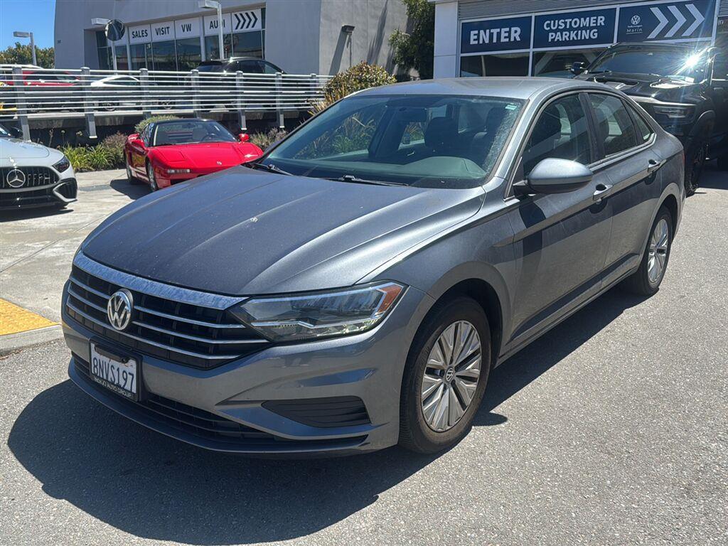 Platinum Gray Metallic 2019 Volkswagen Jetta Sedan Front-Wheel Drive Automatic