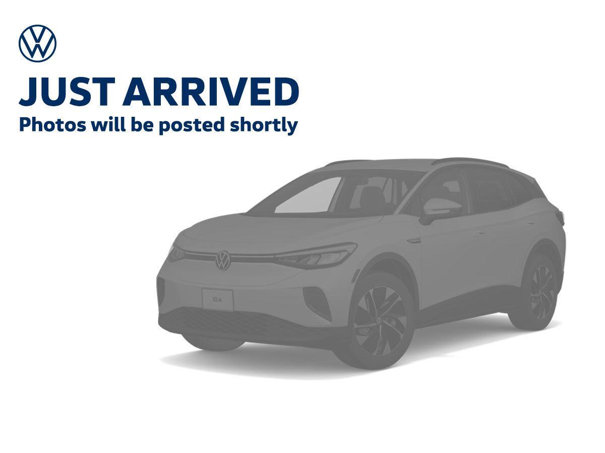 Silver Mist Metallic 2023 Volkswagen ID.4 SUV / Crossover All-Wheel Drive Automatic