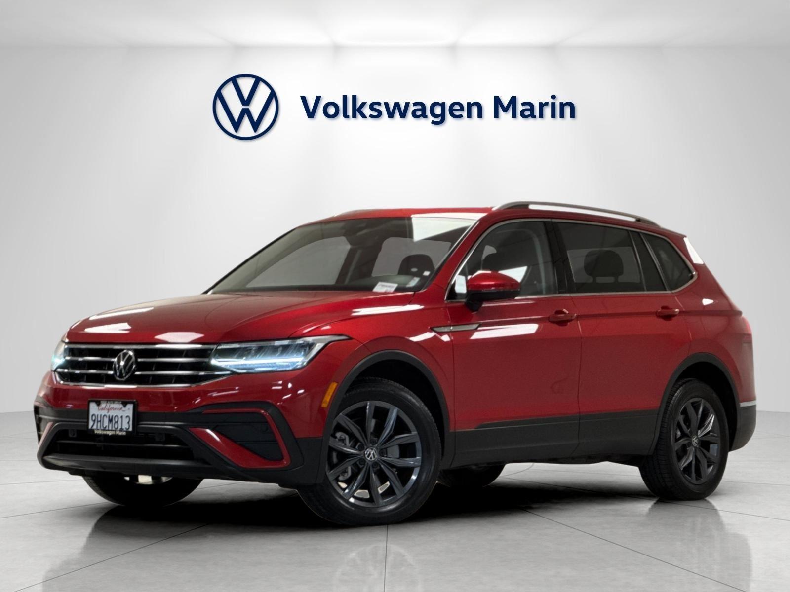 Kings Red Metallic 2023 Volkswagen Tiguan SE FWD SUV / Crossover Front-Wheel Drive Automatic