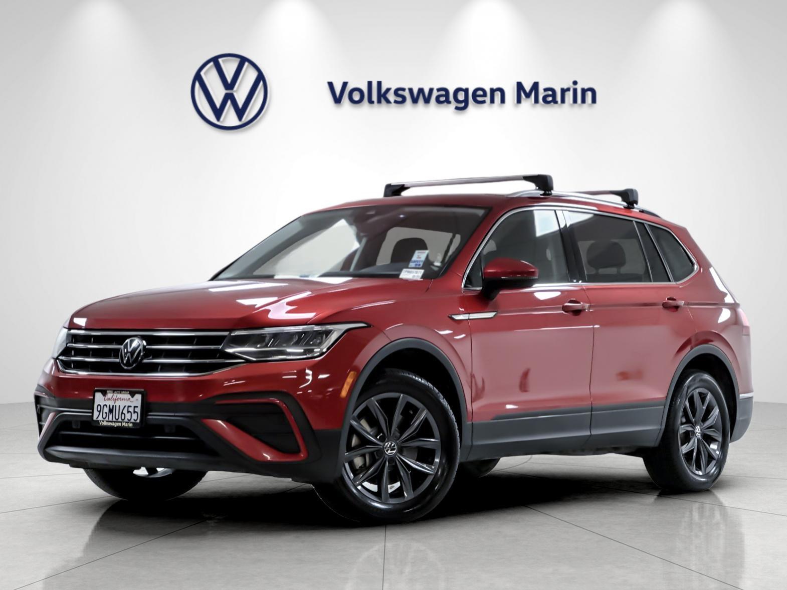 Kings Red Metallic 2023 Volkswagen Tiguan SUV / Crossover Front-Wheel Drive Automatic