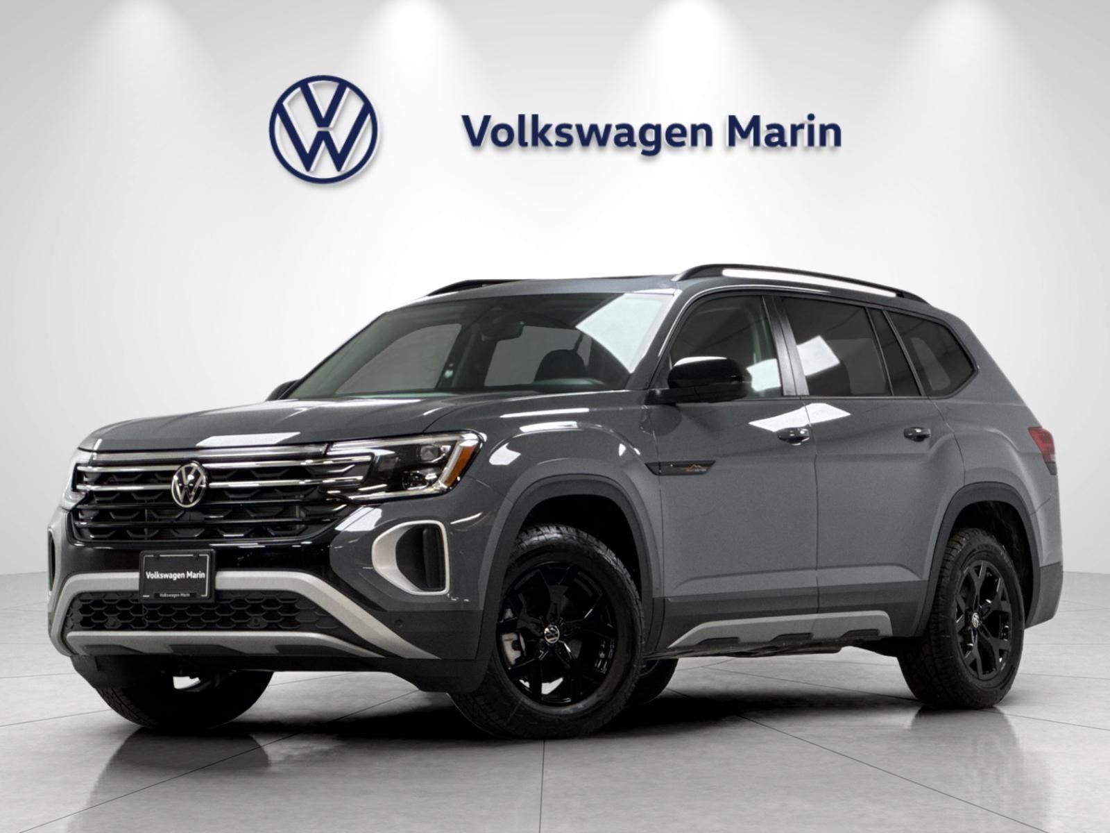 Pure Gray 2026 Volkswagen Atlas SUV / Crossover All-Wheel Drive Automatic