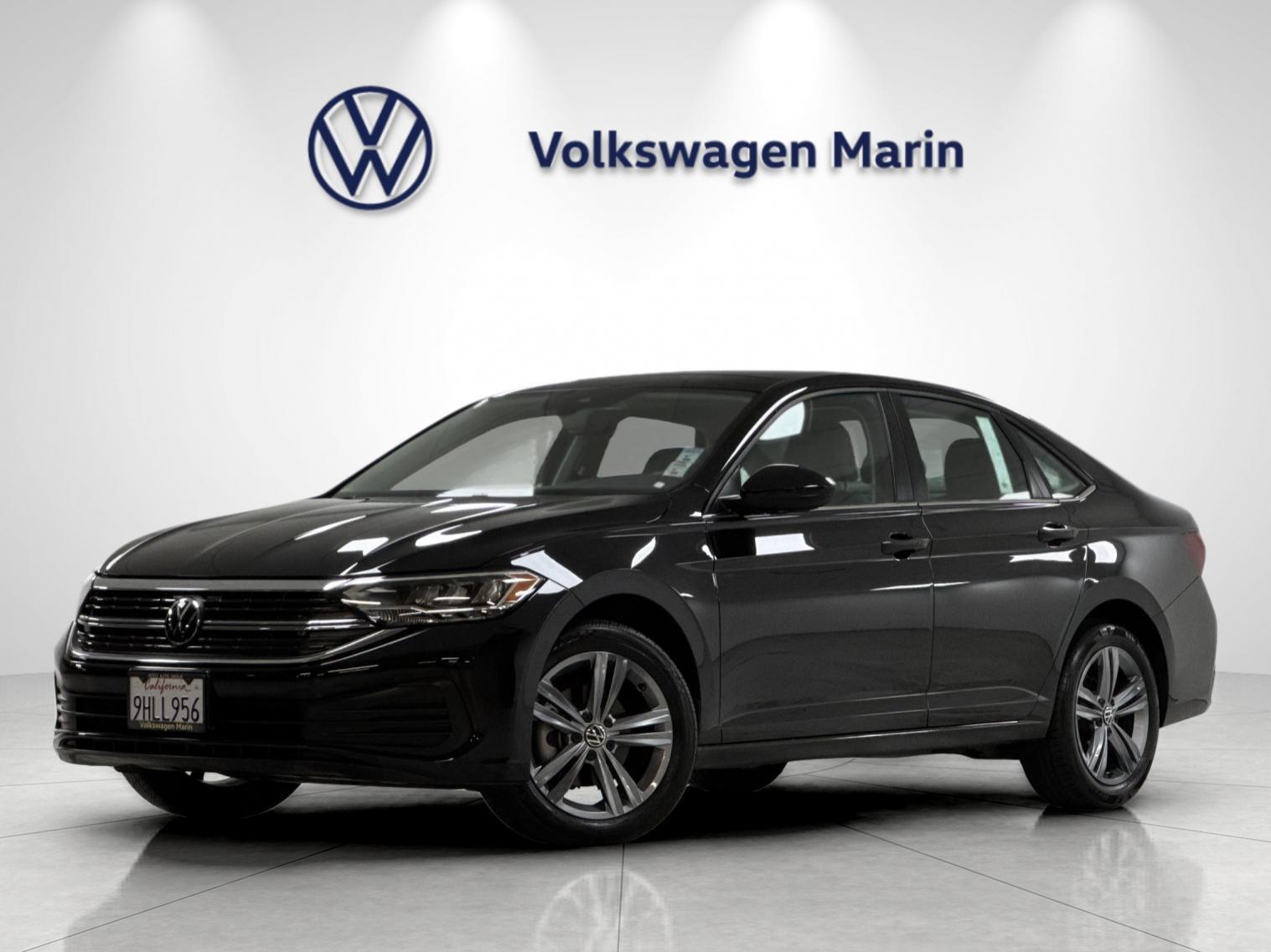Deep Black Pearl 2023 Volkswagen Jetta Sedan Front-Wheel Drive Automatic