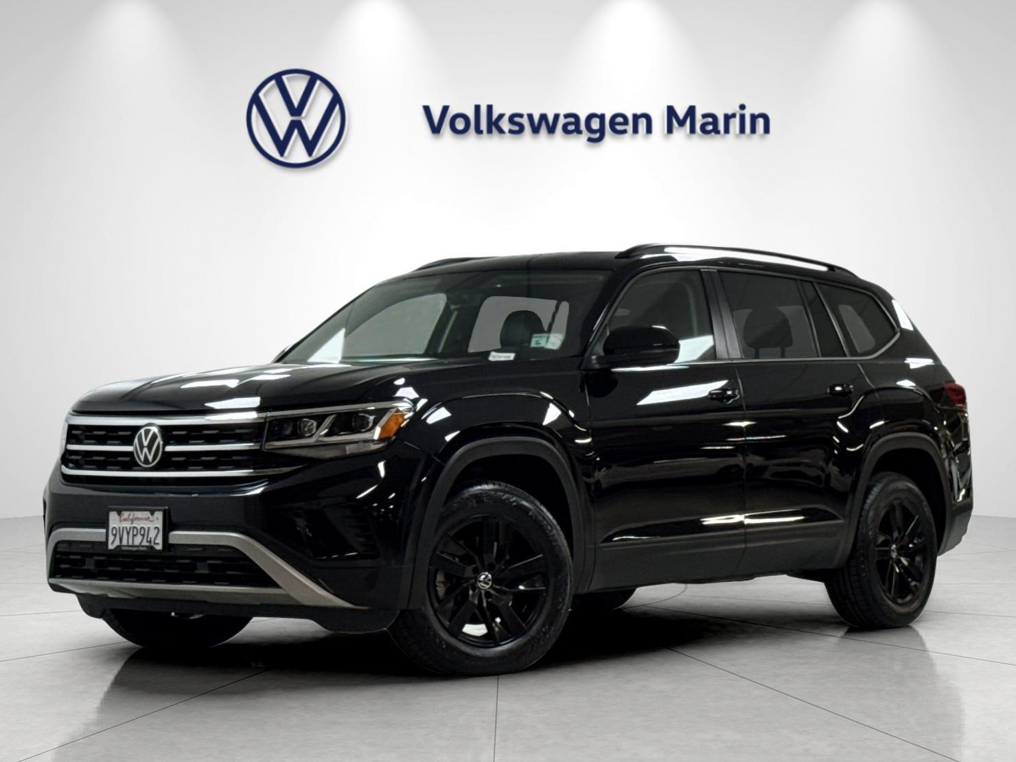 Deep Black Pearl 2022 Volkswagen Atlas SUV / Crossover All-Wheel Drive Automatic