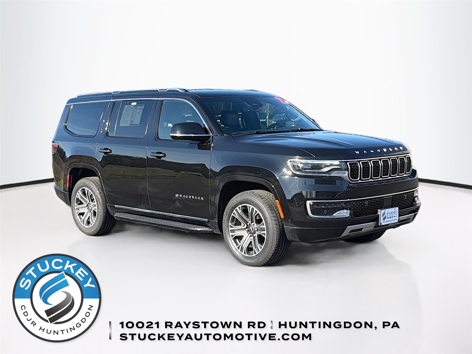 Diamond Black Crystal Pearlcoat 2025 Jeep Wagoneer Series II 4WD SUV / Crossover Four-Wheel Drive 8-Speed Automatic