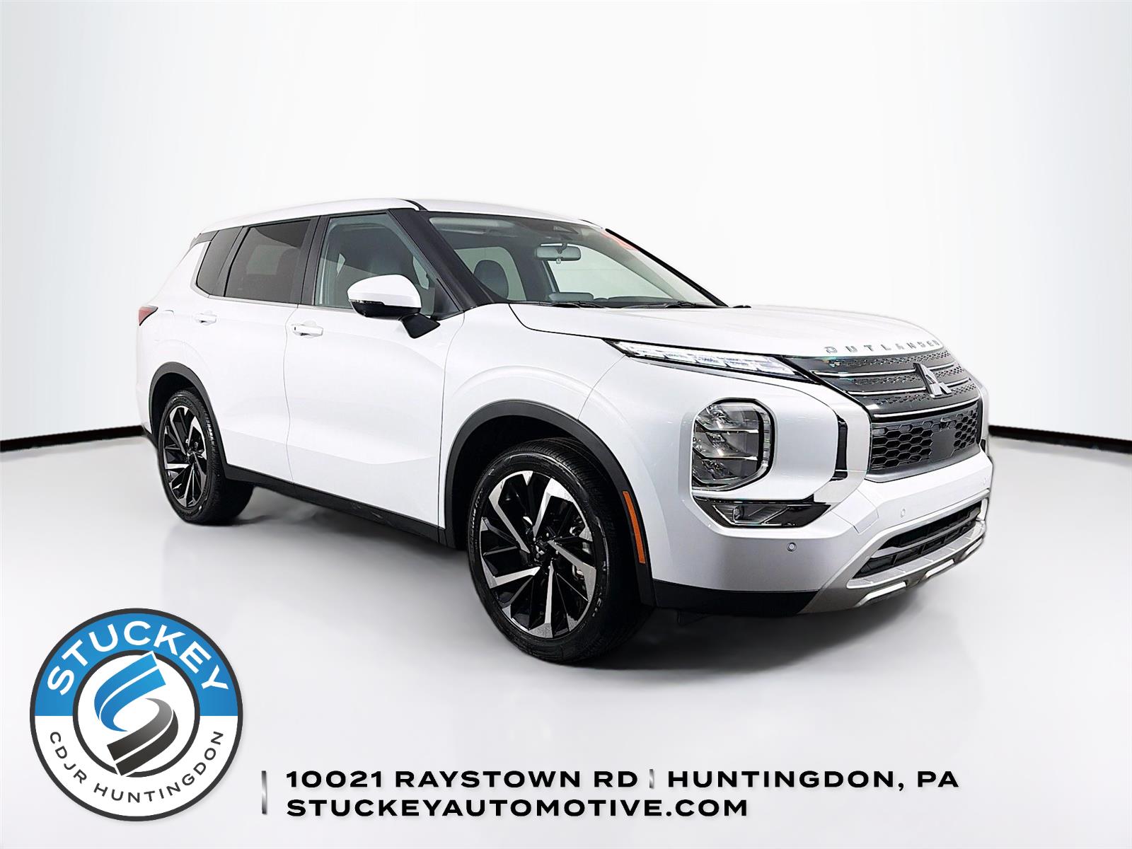 2024 Mitsubishi Outlander SE FWD