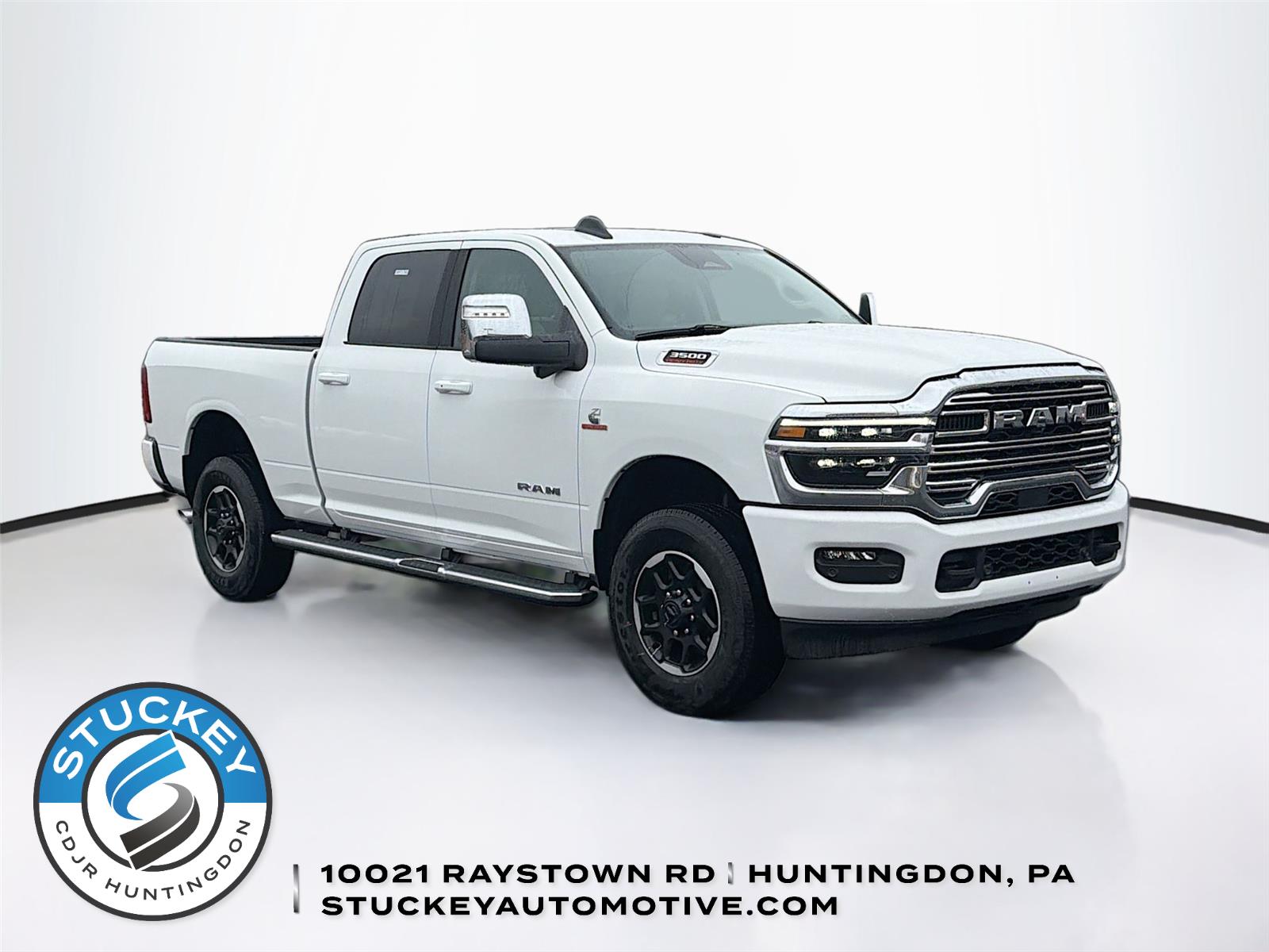 Bright White Clearcoat 2026 RAM 3500 Pickup Truck Four-Wheel Drive 8-Speed Automatic