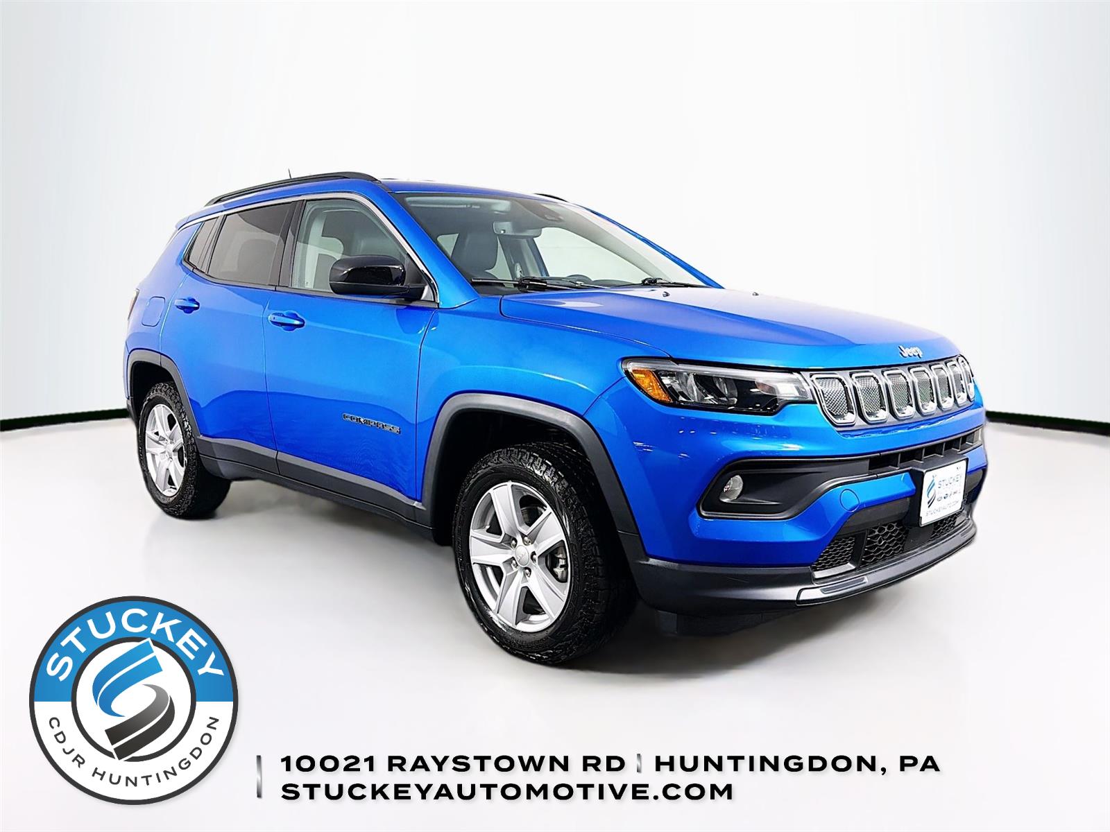 Laser Blue Pearlcoat 2022 Jeep Compass Latitude 4WD SUV / Crossover Four-Wheel Drive 9-Speed Automatic