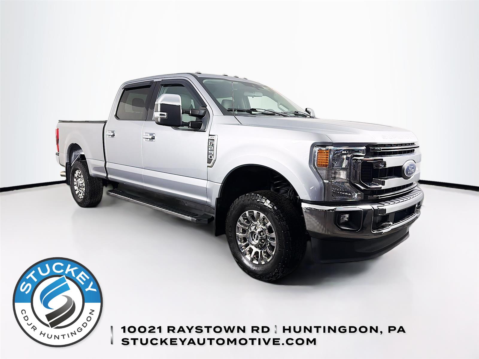 Iconic Silver 2021 Ford F-250 Super Duty XLT Crew Cab 4WD Pickup Truck Four-Wheel Drive 6-Speed Automatic