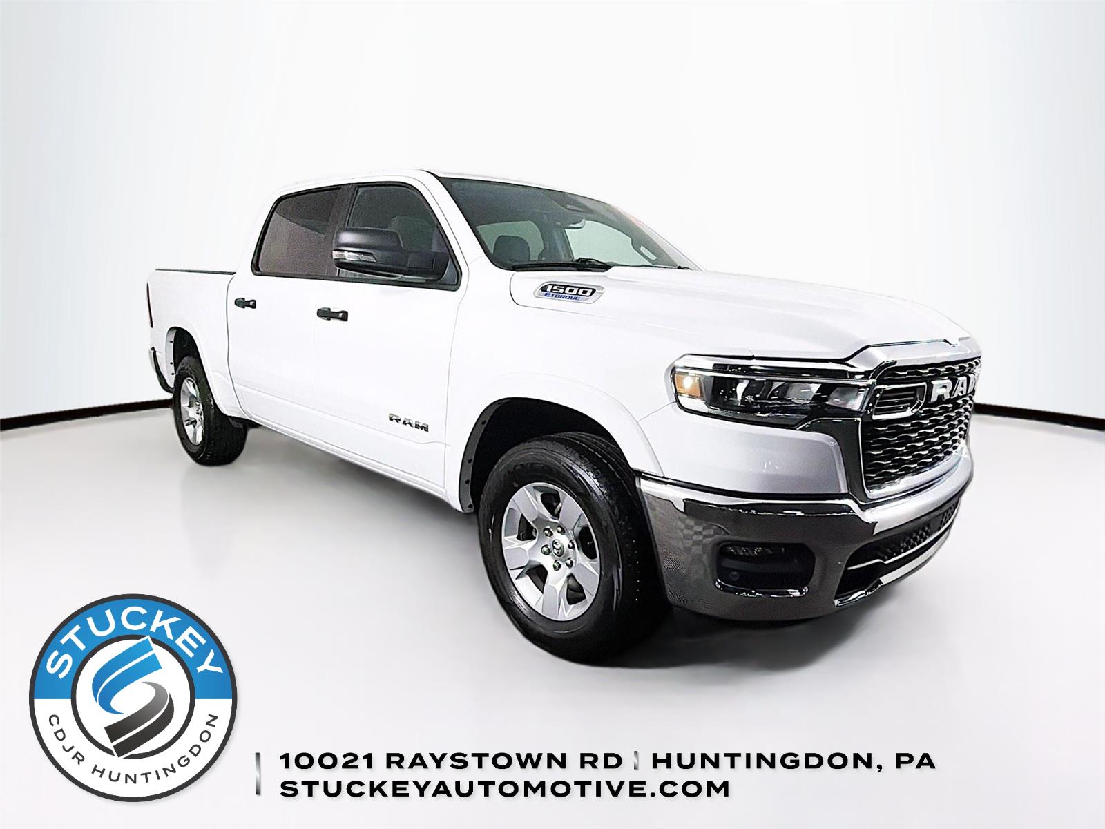 Bright White Clearcoat 2025 RAM 1500 Big Horn Crew Cab 4WD Pickup Truck Four-Wheel Drive 8-Speed Automatic