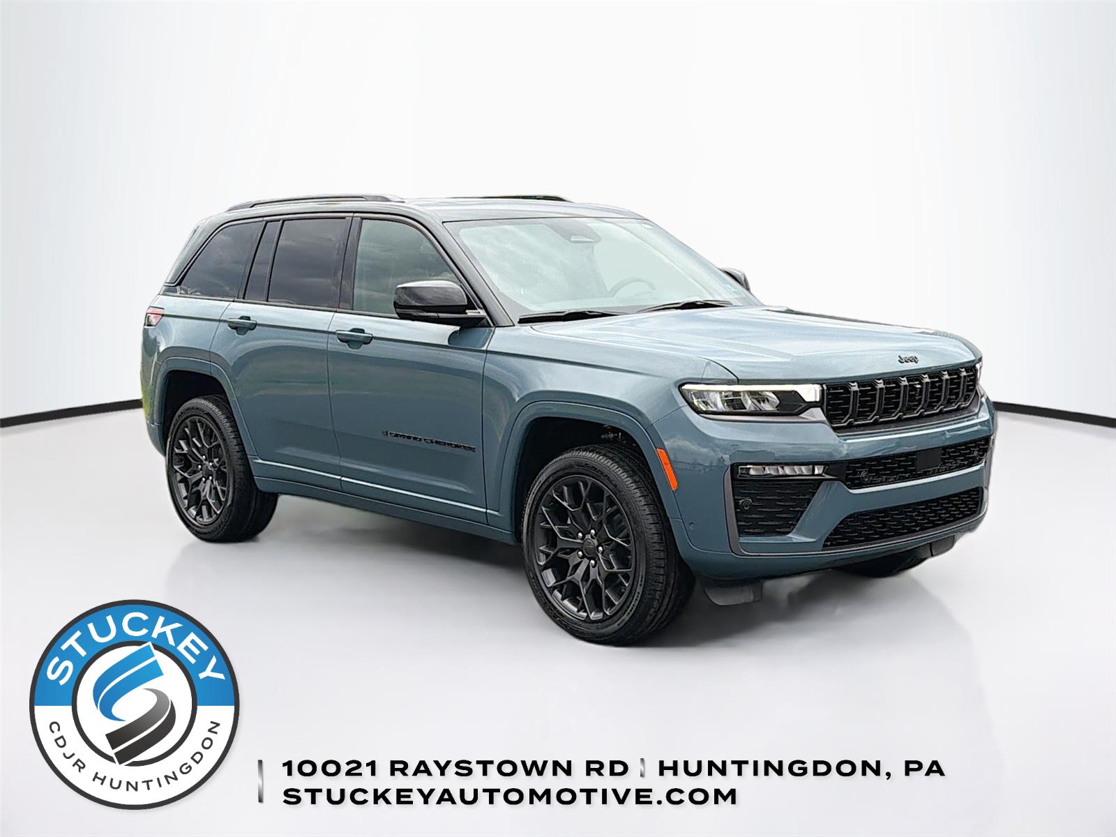 Gray (steel blue) 2026 Jeep Grand Cherokee Summit 4WD SUV / Crossover Four-Wheel Drive 8-Speed Automatic