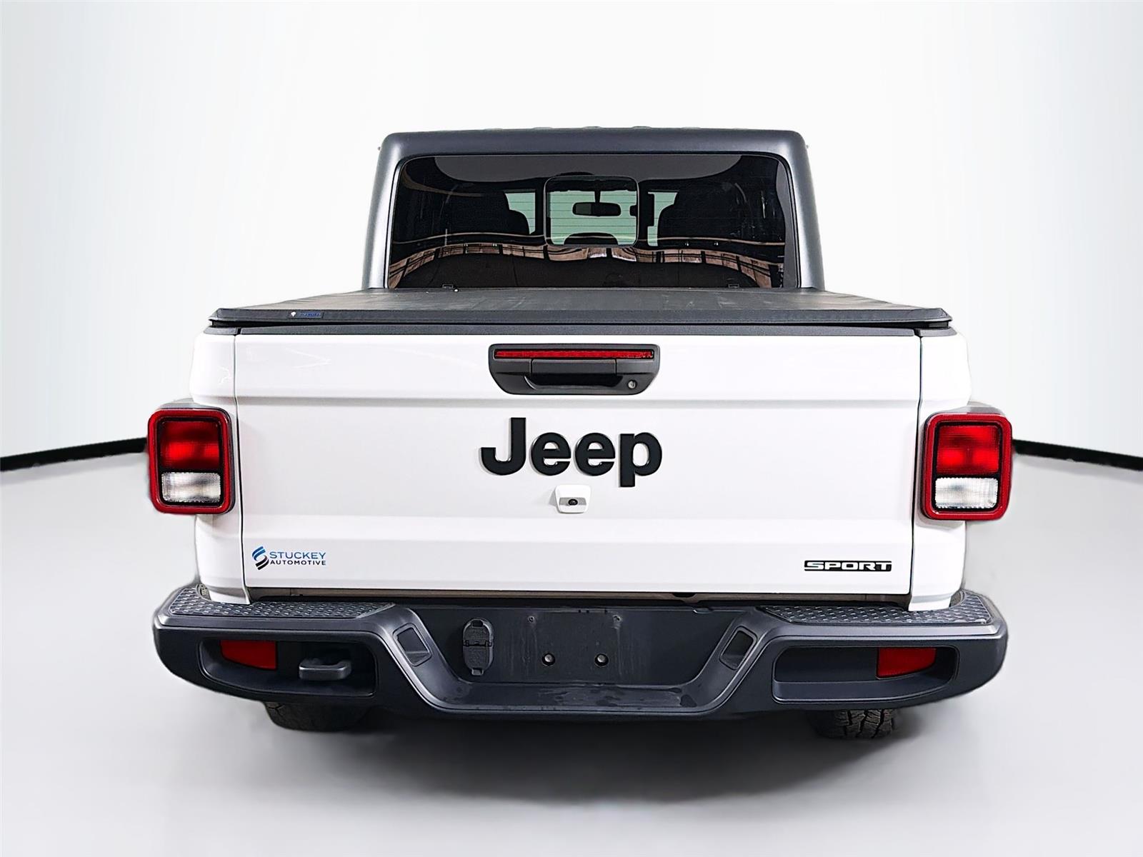View vehicle photo 6