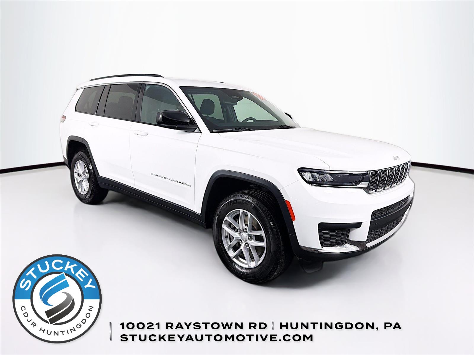 Bright White Clearcoat 2024 Jeep Grand Cherokee L Laredo 4WD SUV / Crossover Four-Wheel Drive 8-Speed Automatic