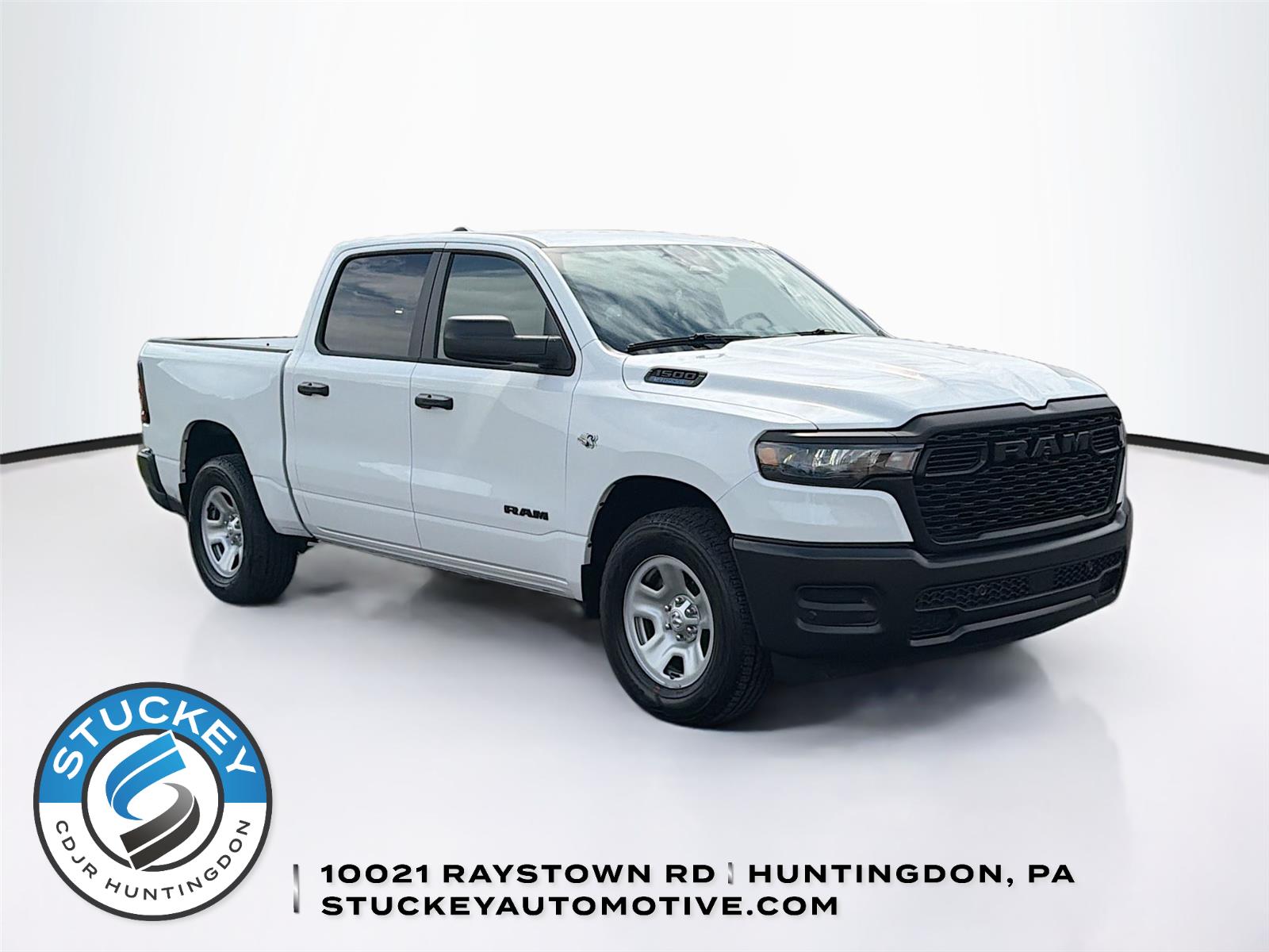 Bright White Clearcoat 2026 RAM 1500 Pickup Truck Four-Wheel Drive 8-Speed Automatic