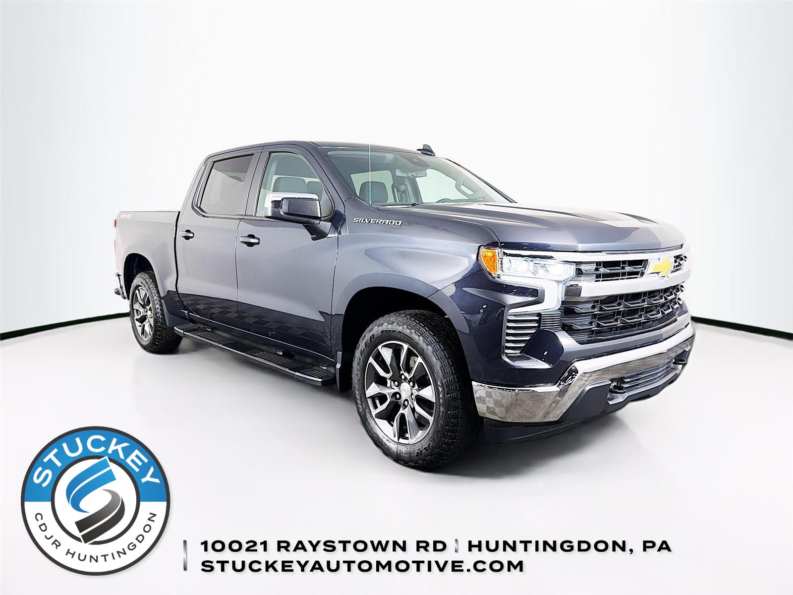 Dark Ash Metallic 2023 Chevrolet Silverado 1500 Pickup Truck Four-Wheel Drive 8-Speed Automatic