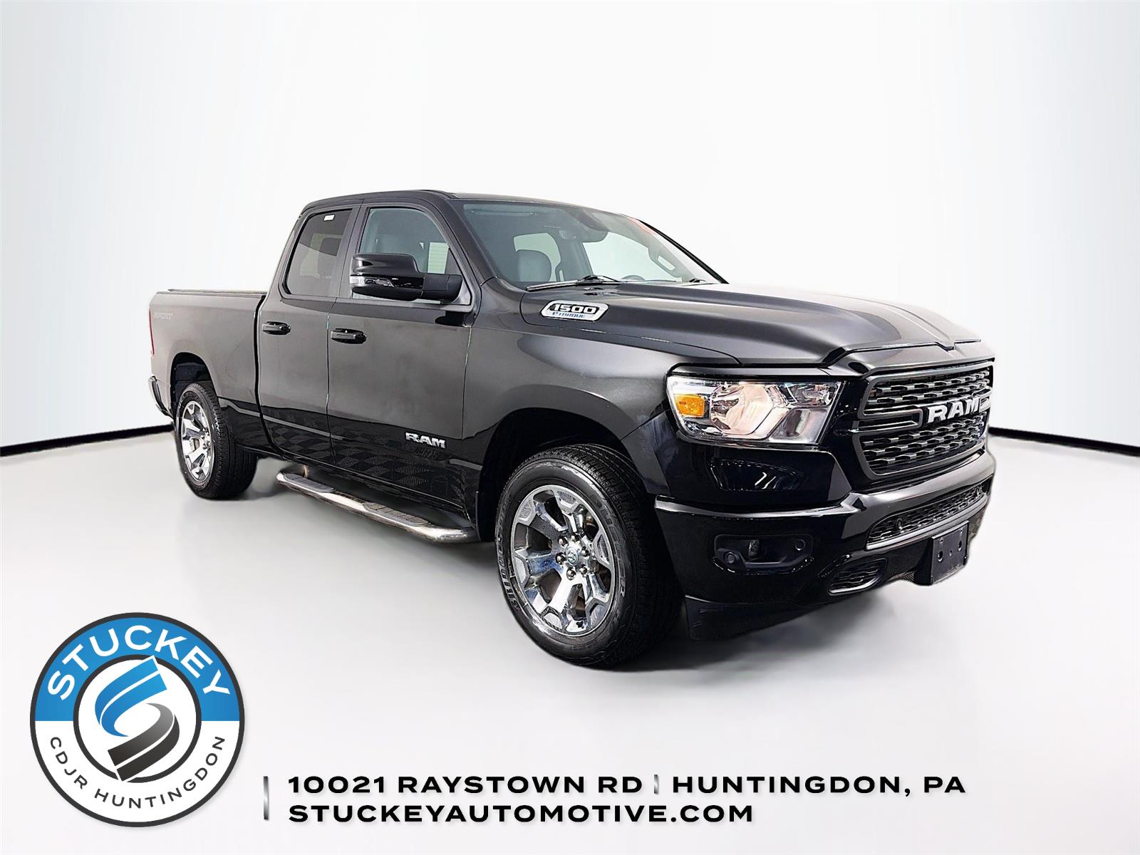 Diamond Black Crystal Pearlcoat 2023 RAM 1500 Pickup Truck Four-Wheel Drive 8-Speed Automatic