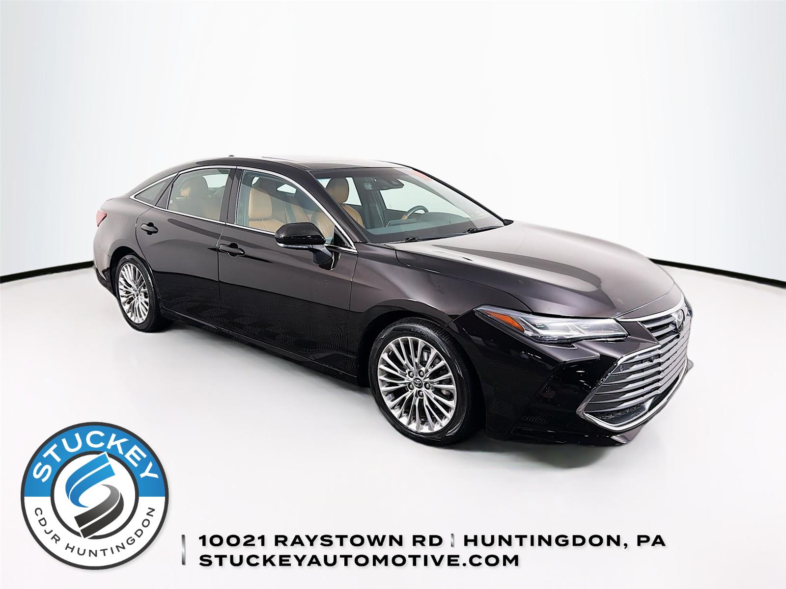 Opulent Amber 2019 Toyota Avalon Sedan Front-Wheel Drive 8-Speed Automatic