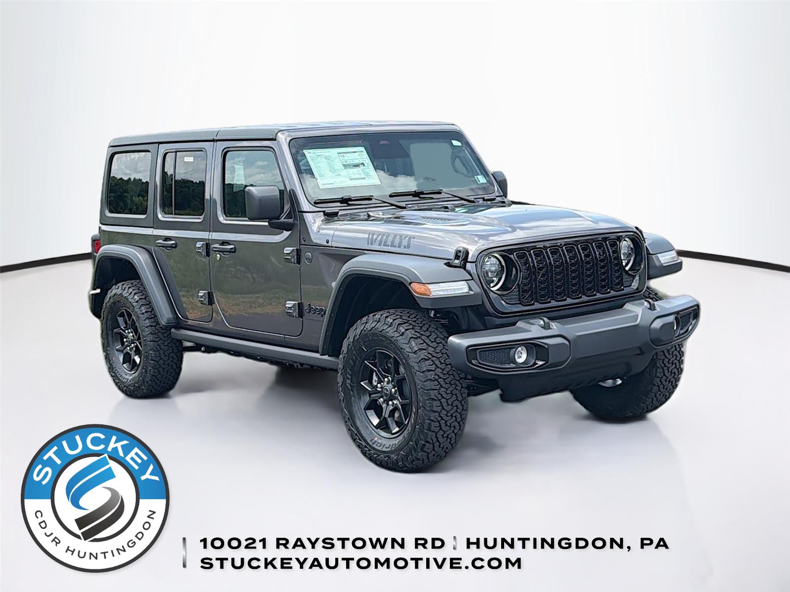 Gray (Granite Crystal Metallic Clearcoat) 2026 Jeep Wrangler SUV / Crossover Four-Wheel Drive 6-Speed Manual