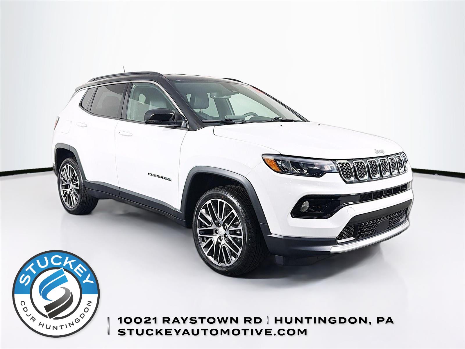 Bright White Clearcoat 2023 Jeep Compass SUV / Crossover Four-Wheel Drive 8-Speed Automatic