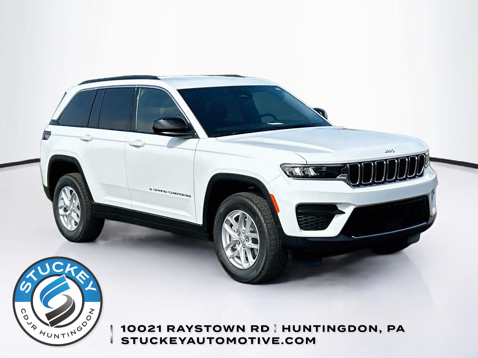 Bright White Clearcoat 2026 Jeep Grand Cherokee SUV / Crossover Four-Wheel Drive 8-Speed Automatic