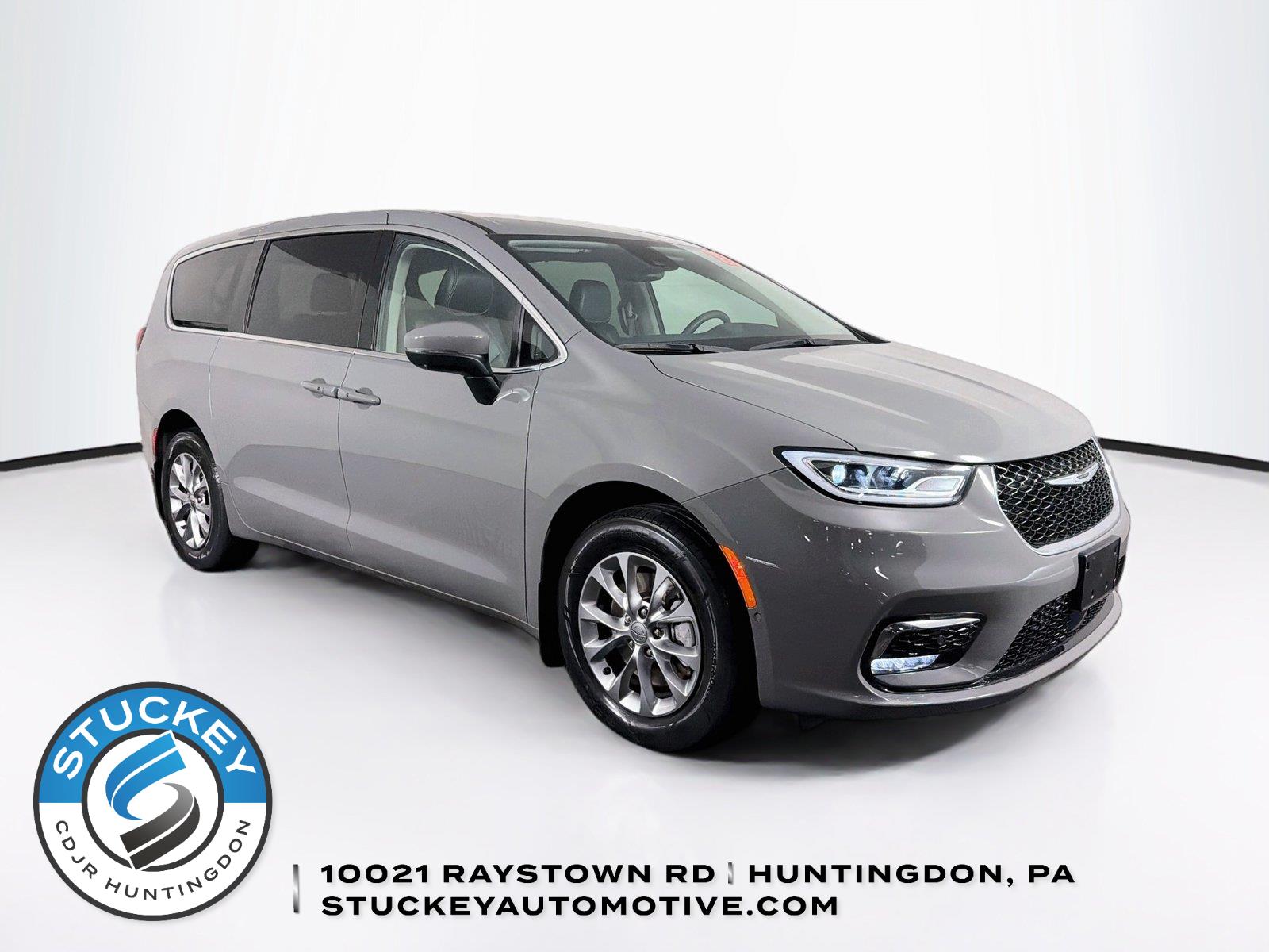  2023 Chrysler Pacifica Touring L AWD   
