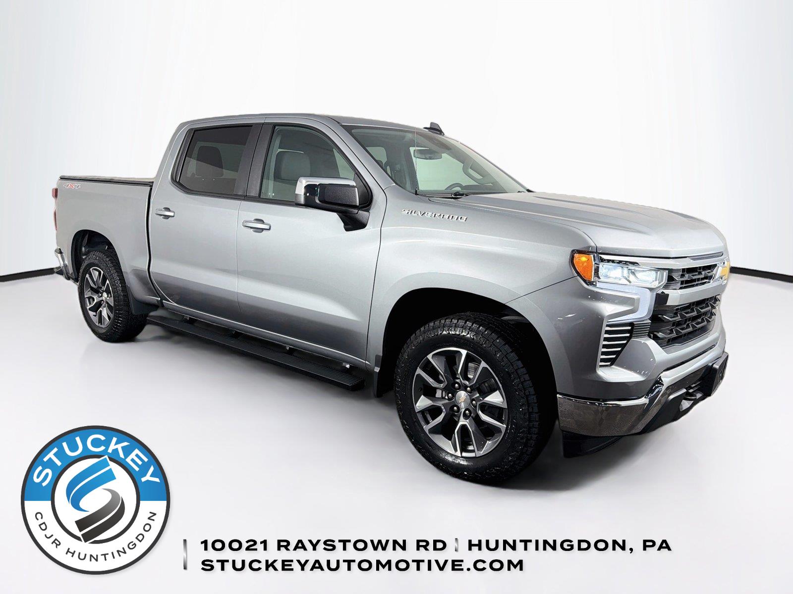 Sterling Gray Metallic 2024 Chevrolet Silverado 1500 Pickup Truck Four-Wheel Drive 8-Speed Automatic