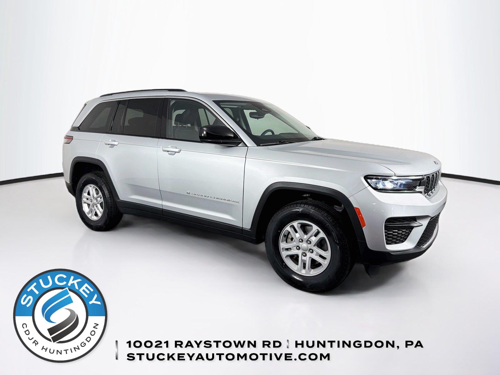 Silver Zynith 2023 Jeep Grand Cherokee SUV / Crossover Four-Wheel Drive 8-Speed Automatic