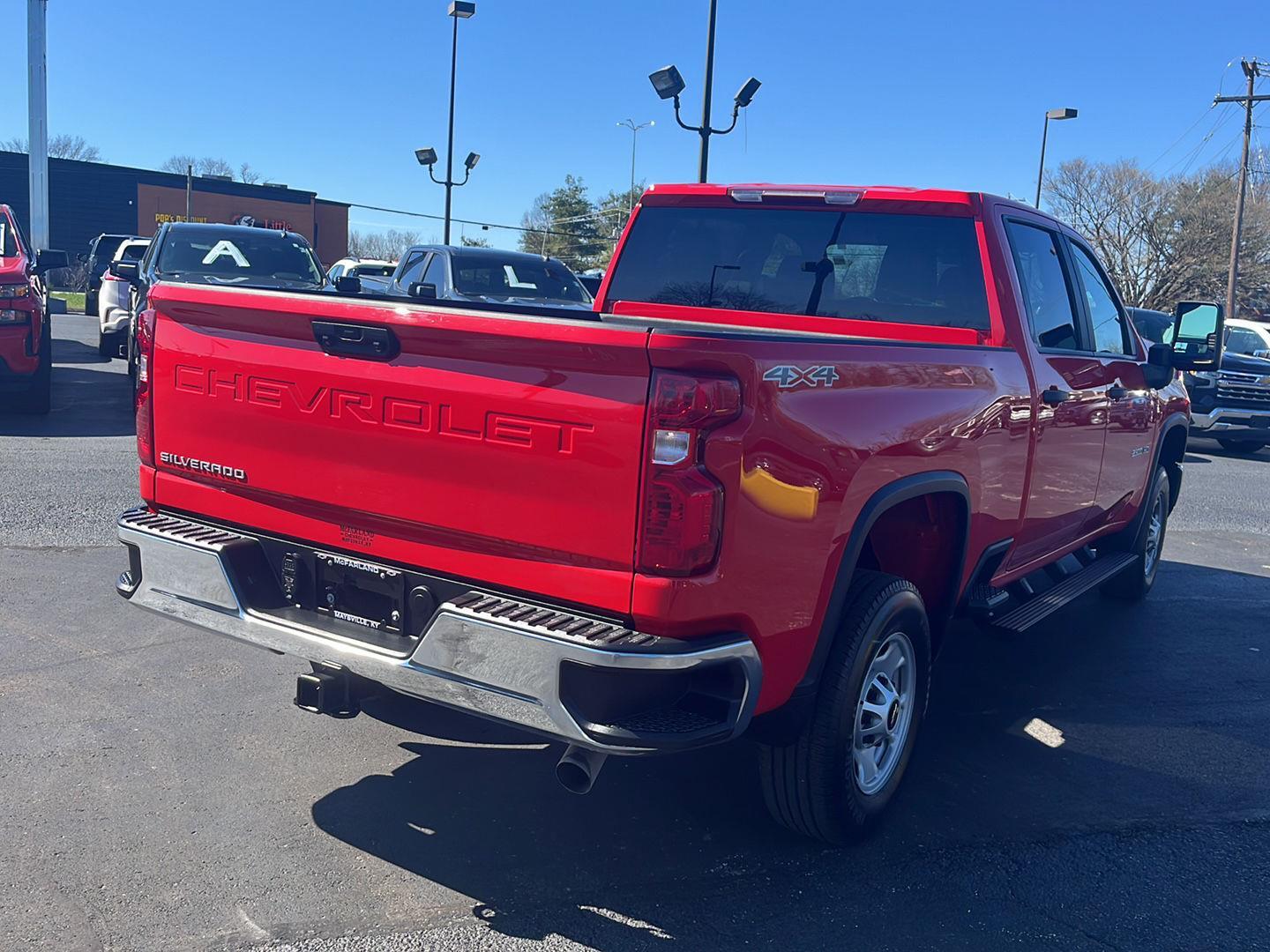 View vehicle photo 5