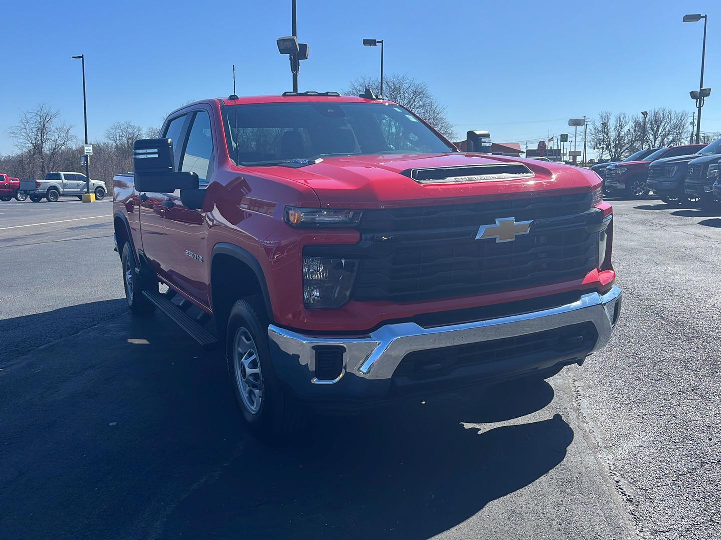 View vehicle photo 7