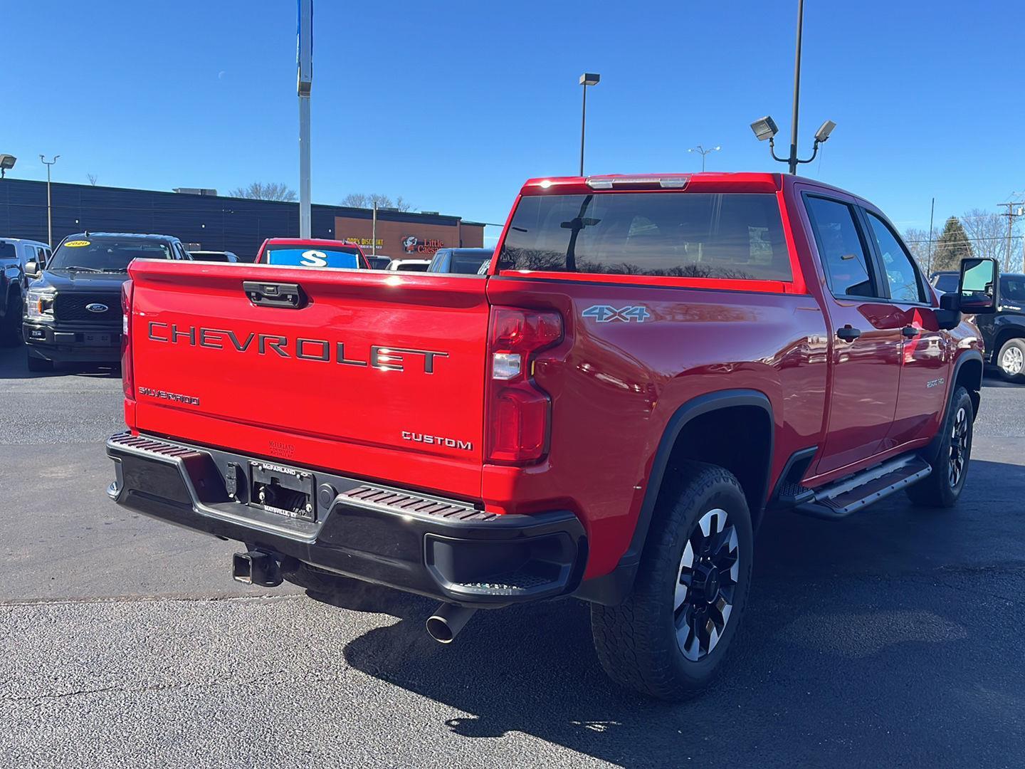 View vehicle photo 5