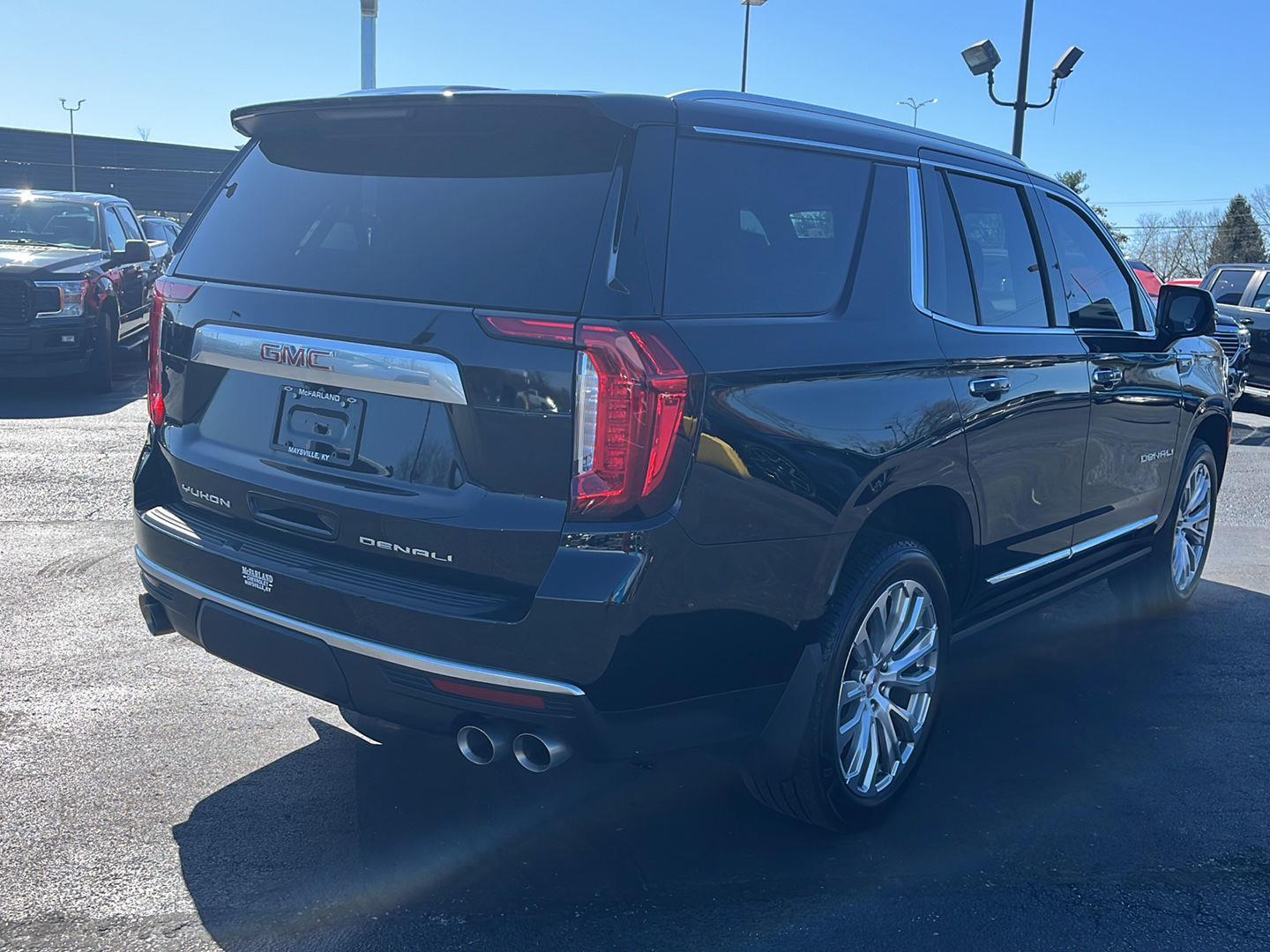 View vehicle photo 5