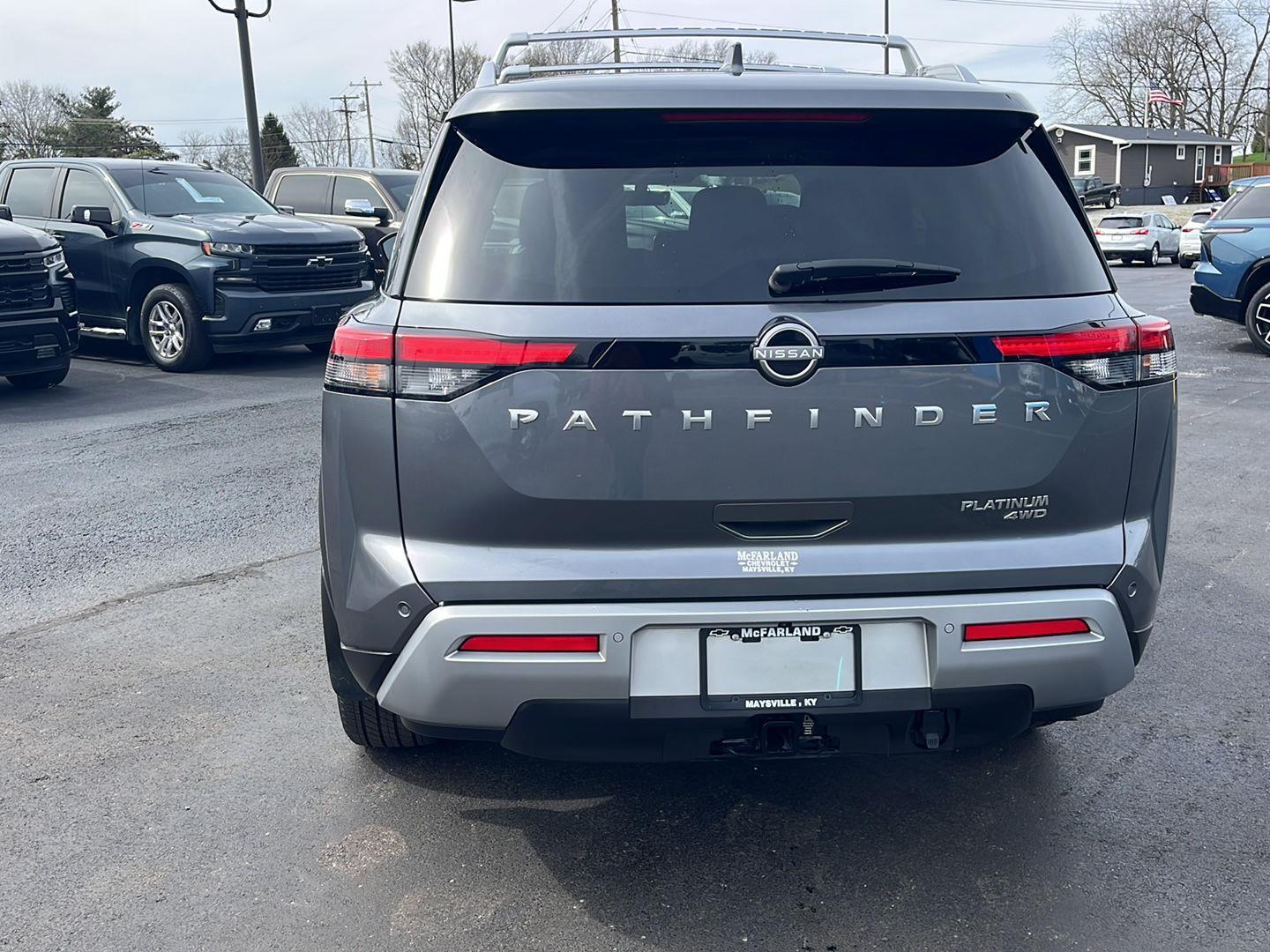 View vehicle photo 4