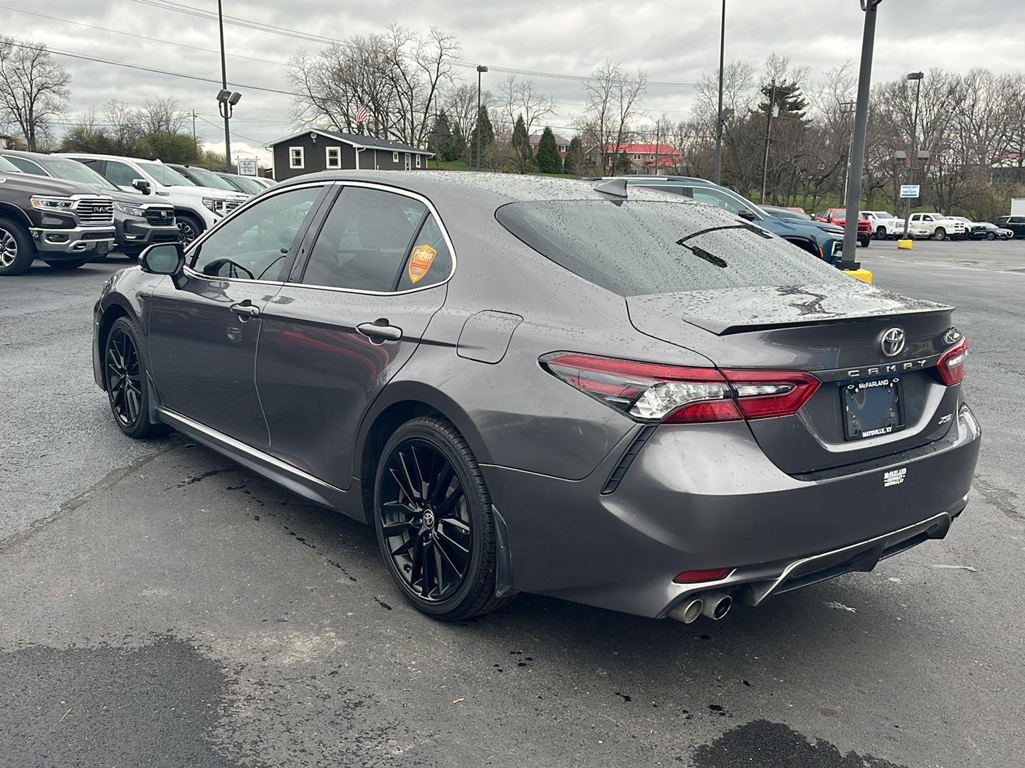 View vehicle photo 3