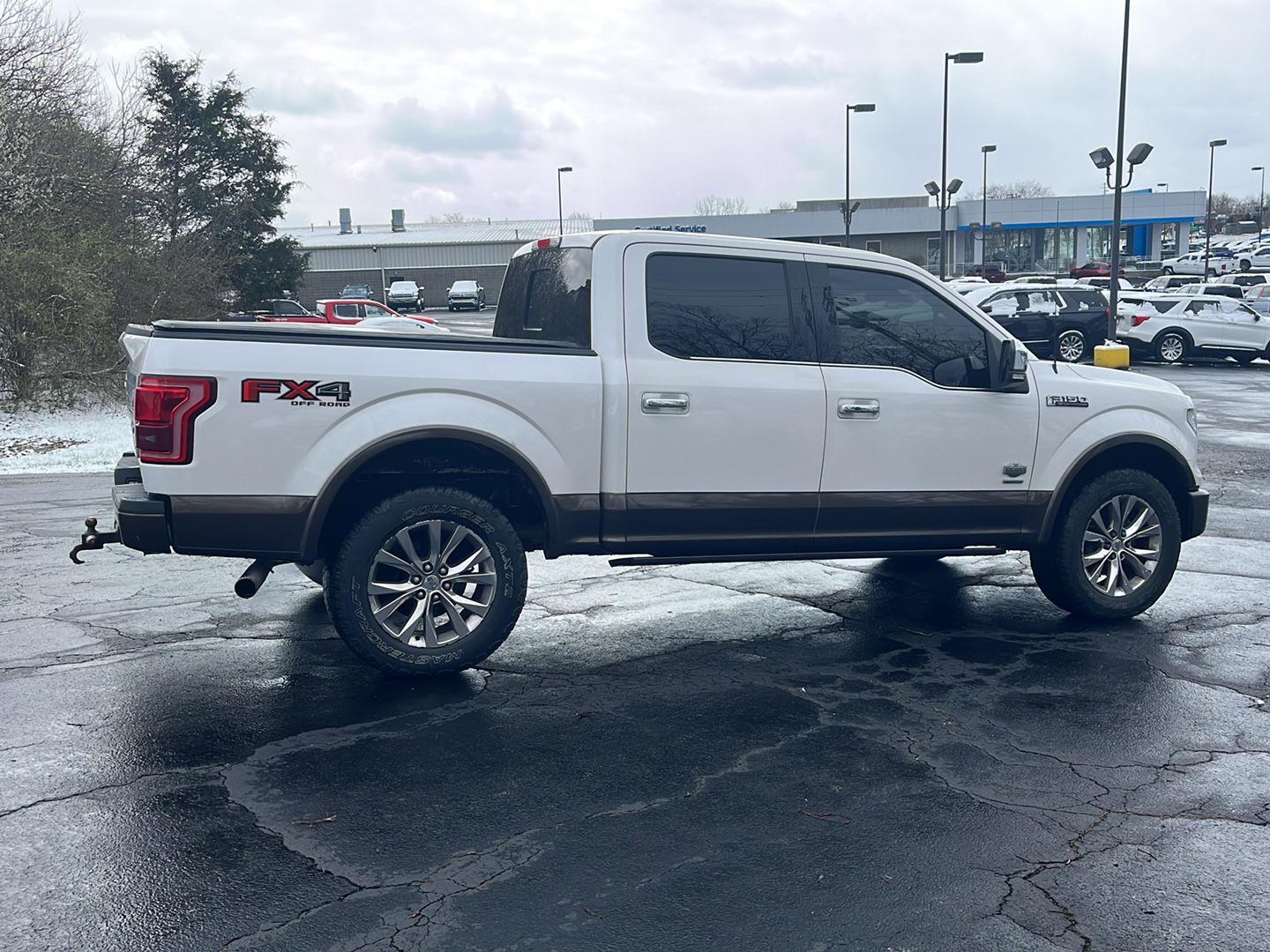 View vehicle photo 6