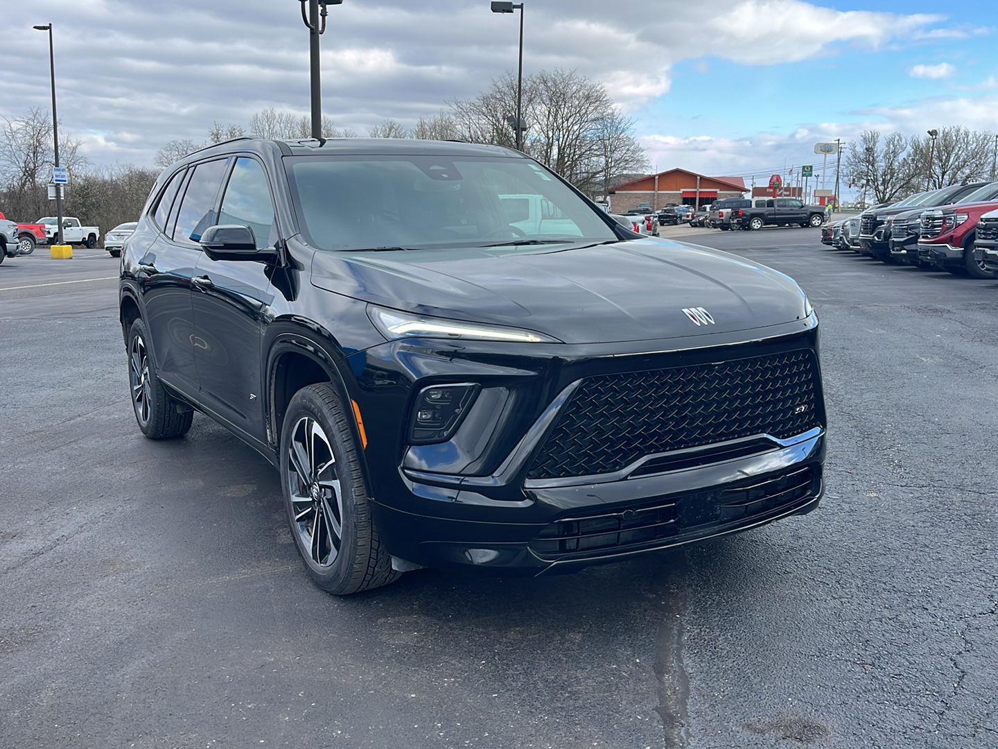 View vehicle photo 7