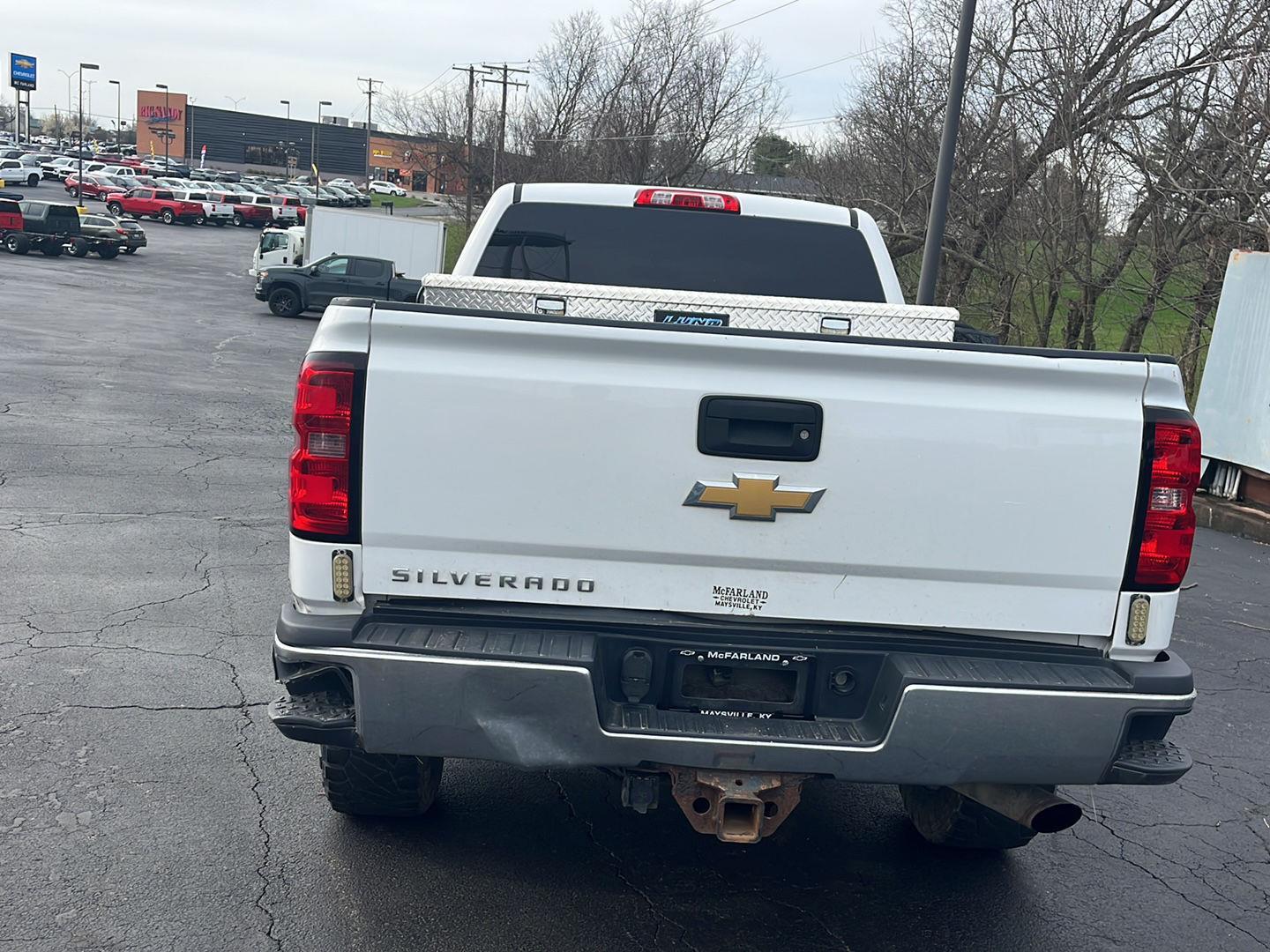 View vehicle photo 4