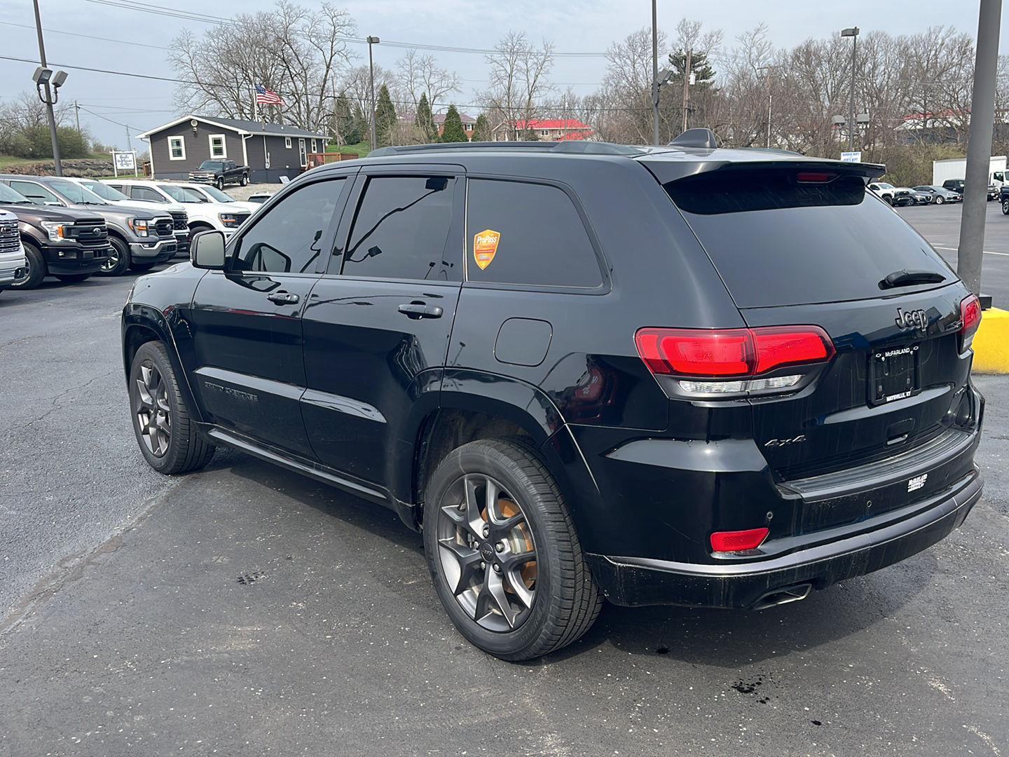 View vehicle photo 3