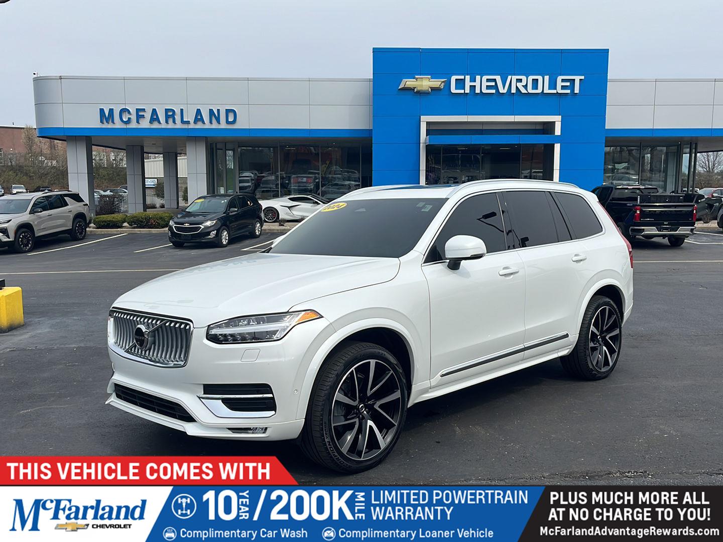 Crystal White Metallic 2024 Volvo XC90 B6 Plus Bright Theme 7-Passenger AWD SUV / Crossover All-Wheel Drive Automatic