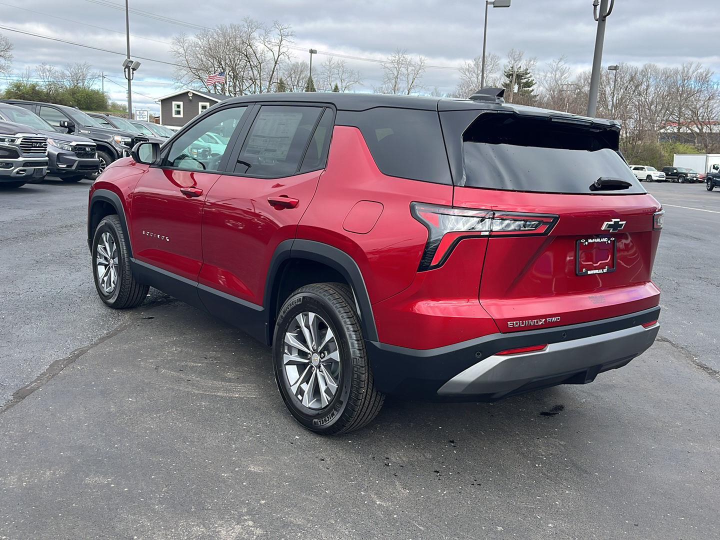 View vehicle photo 3