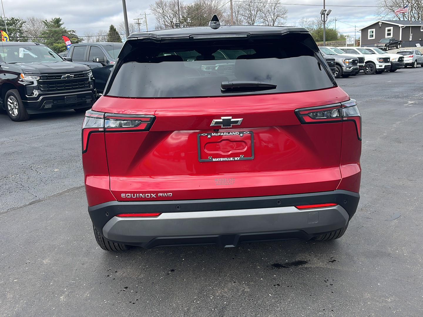 View vehicle photo 4