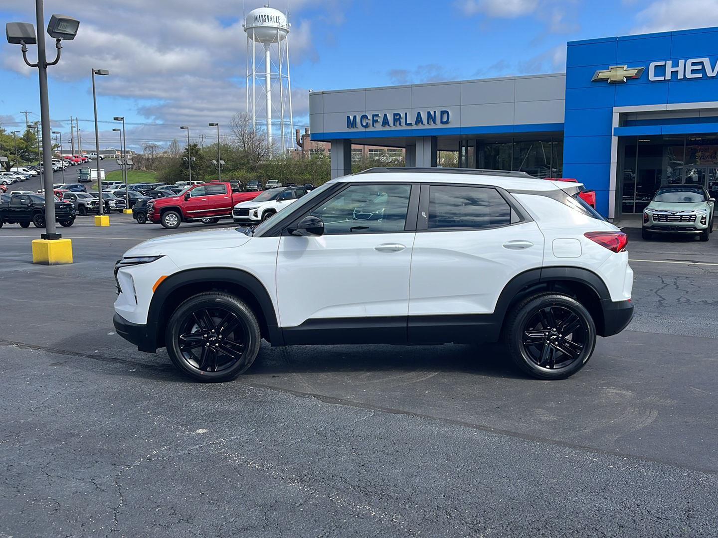 View vehicle photo 2