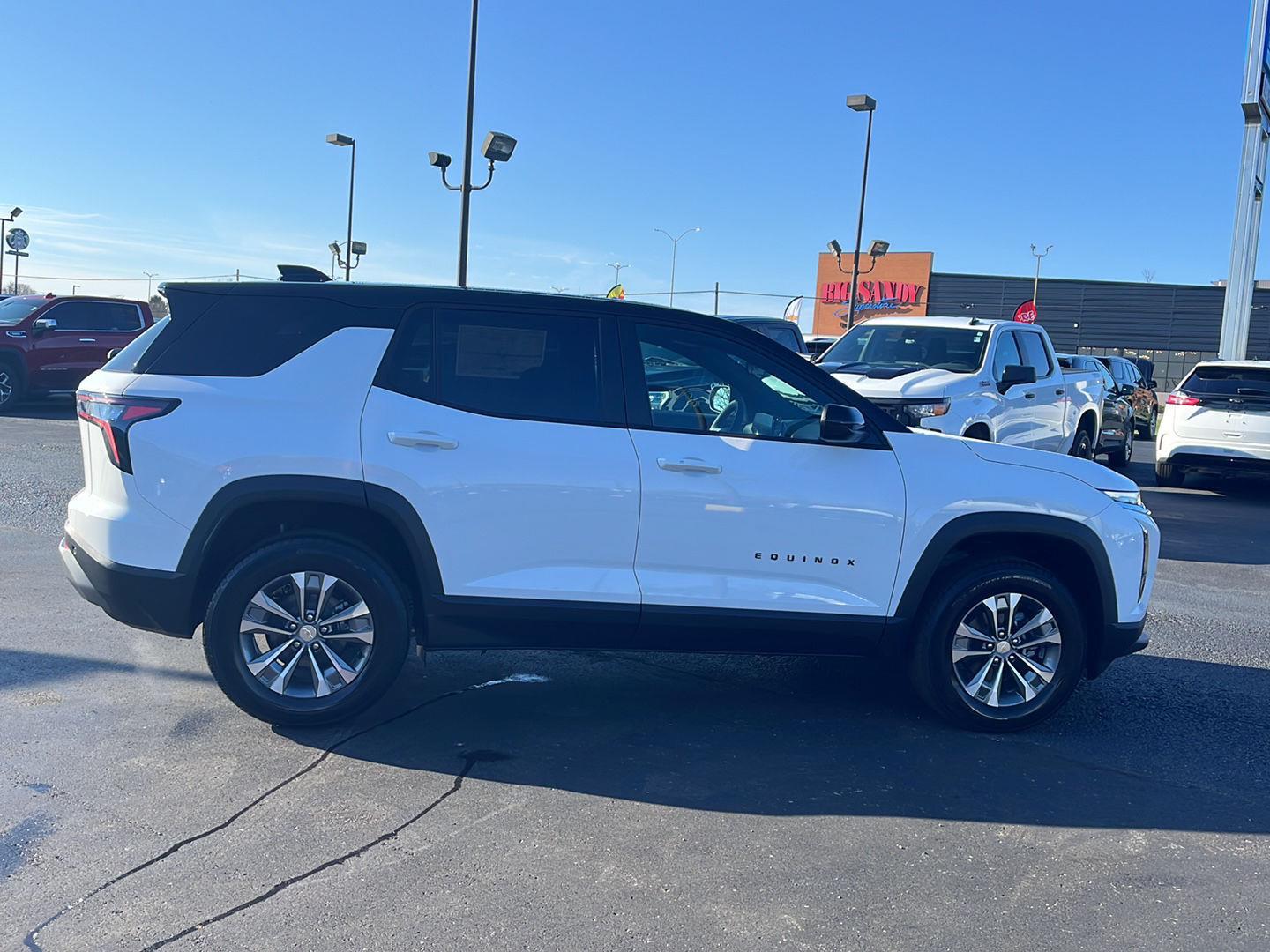 View vehicle photo 6