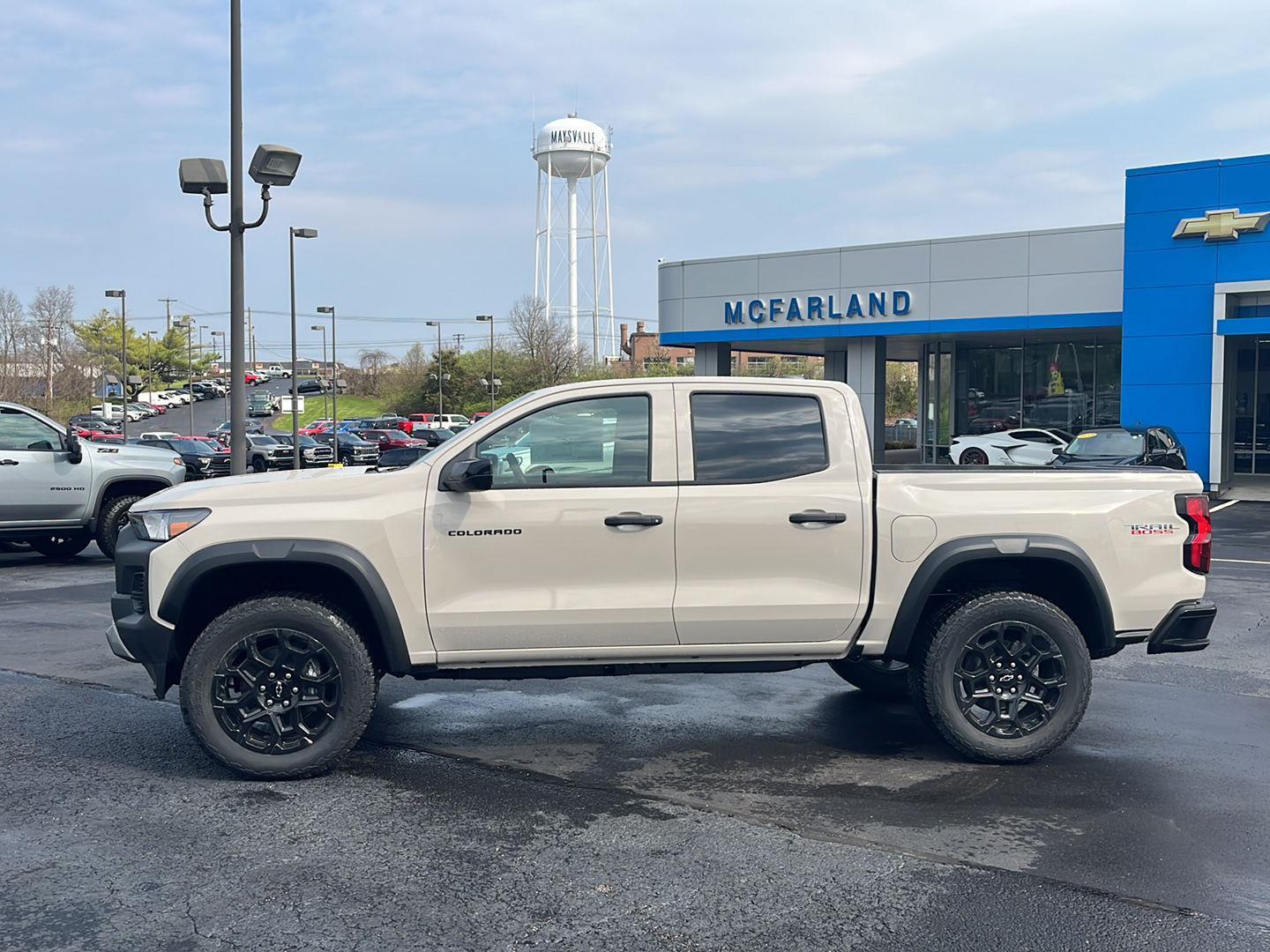 View vehicle photo 2