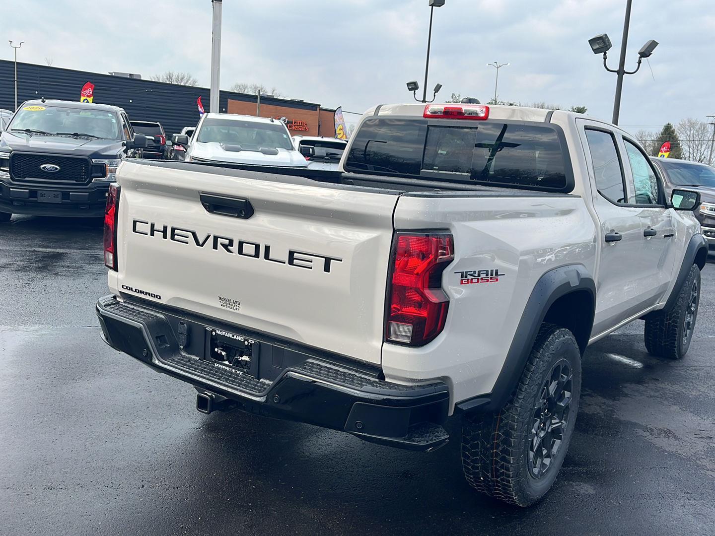 View vehicle photo 5