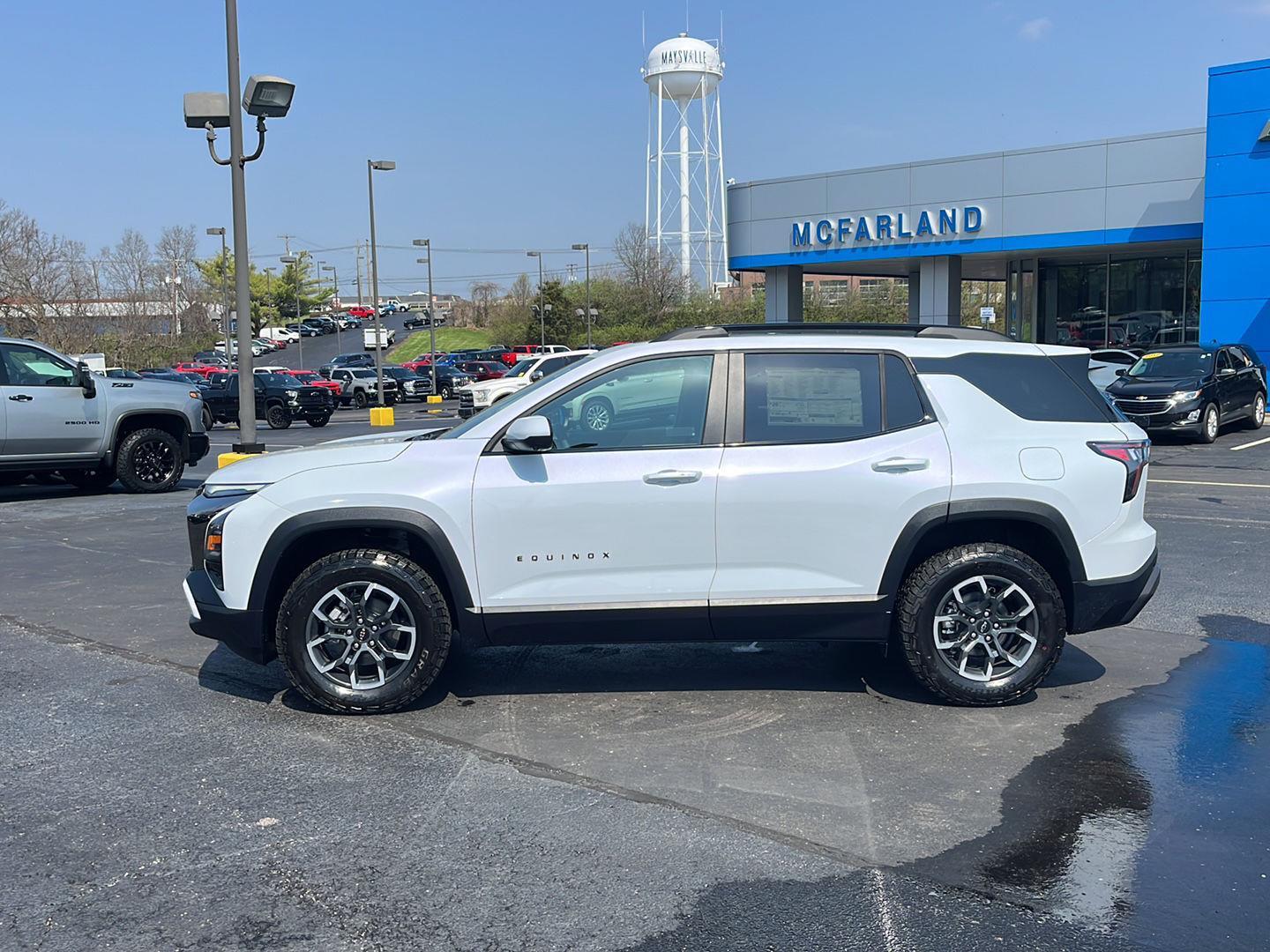 View vehicle photo 2