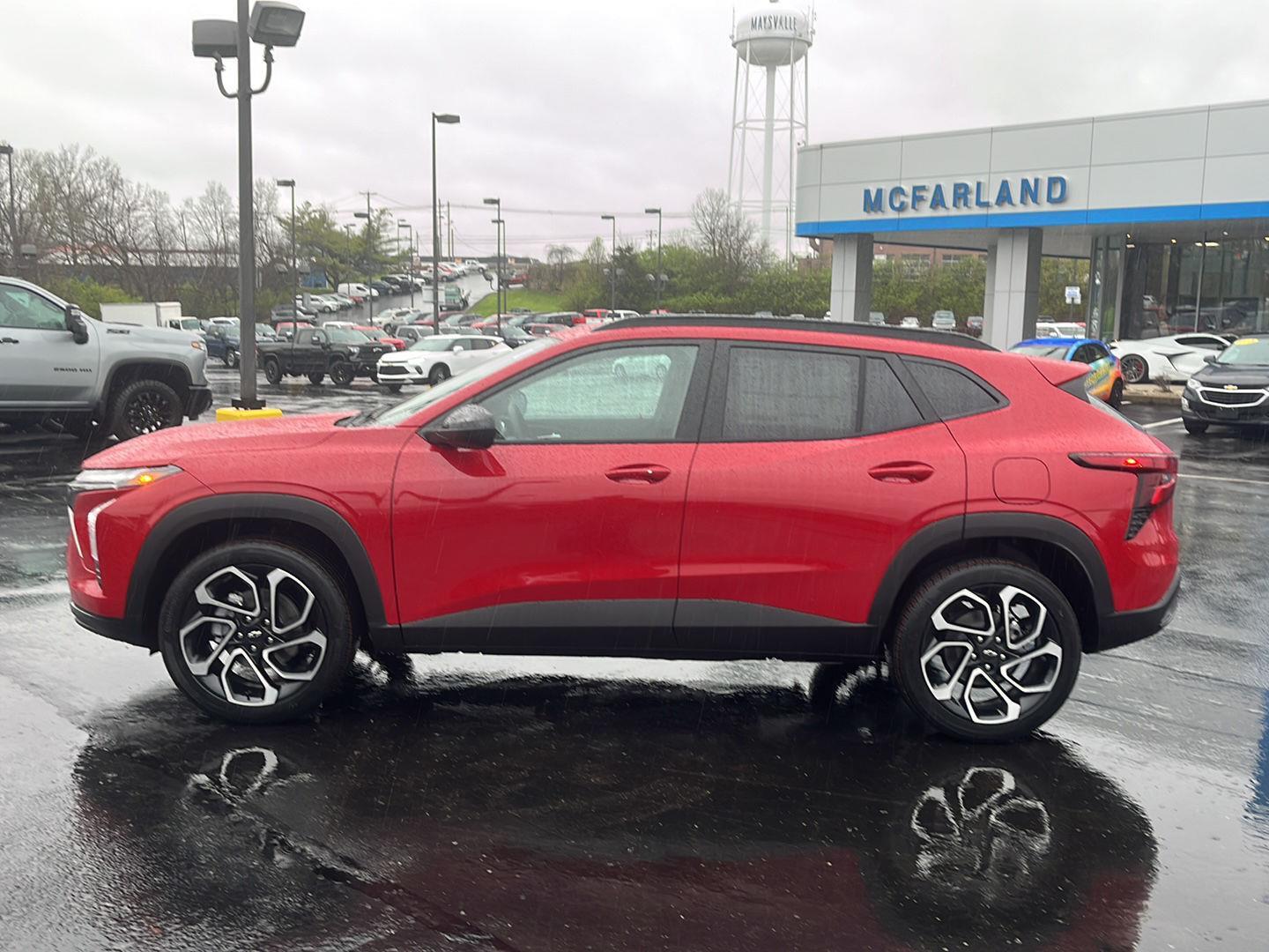 View vehicle photo 2