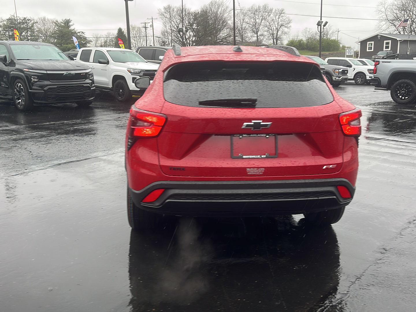 View vehicle photo 4