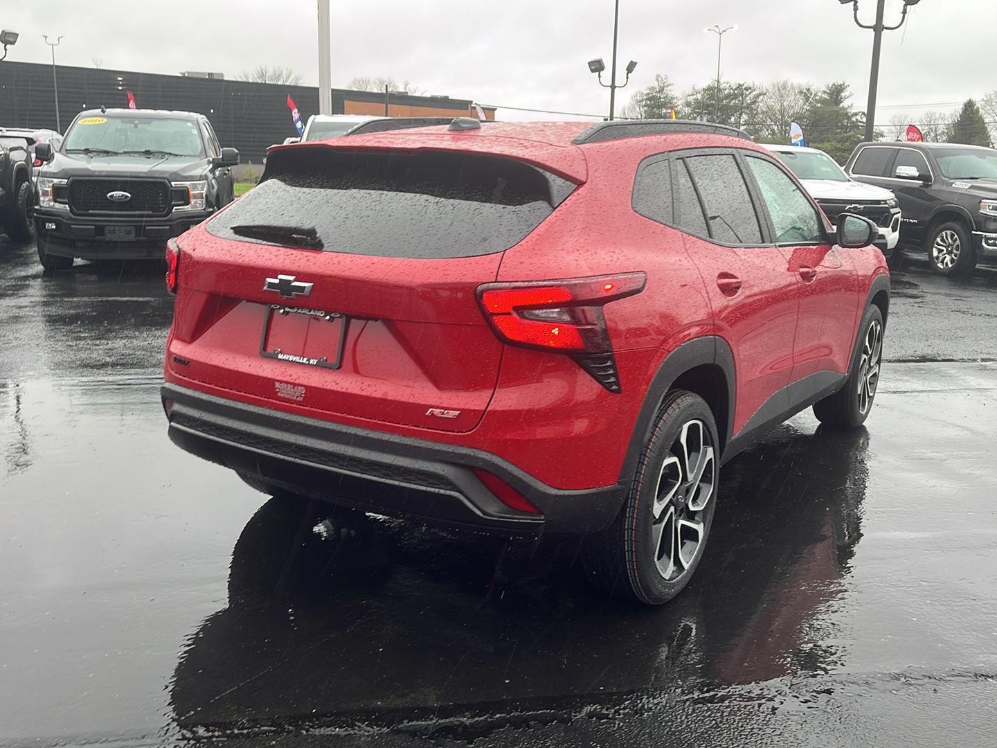 View vehicle photo 5