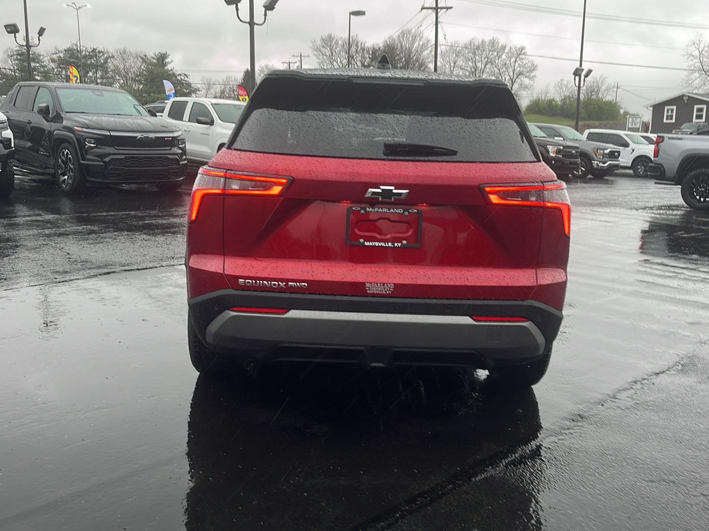 View vehicle photo 4