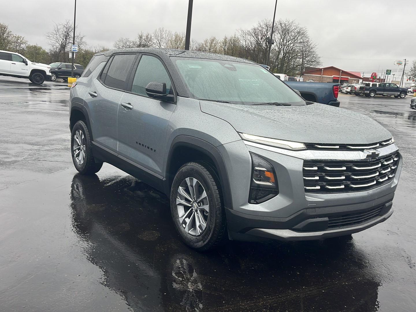 View vehicle photo 7