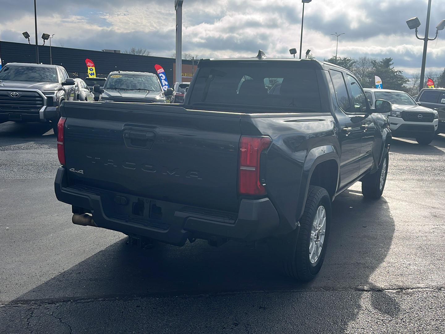 View vehicle photo 5